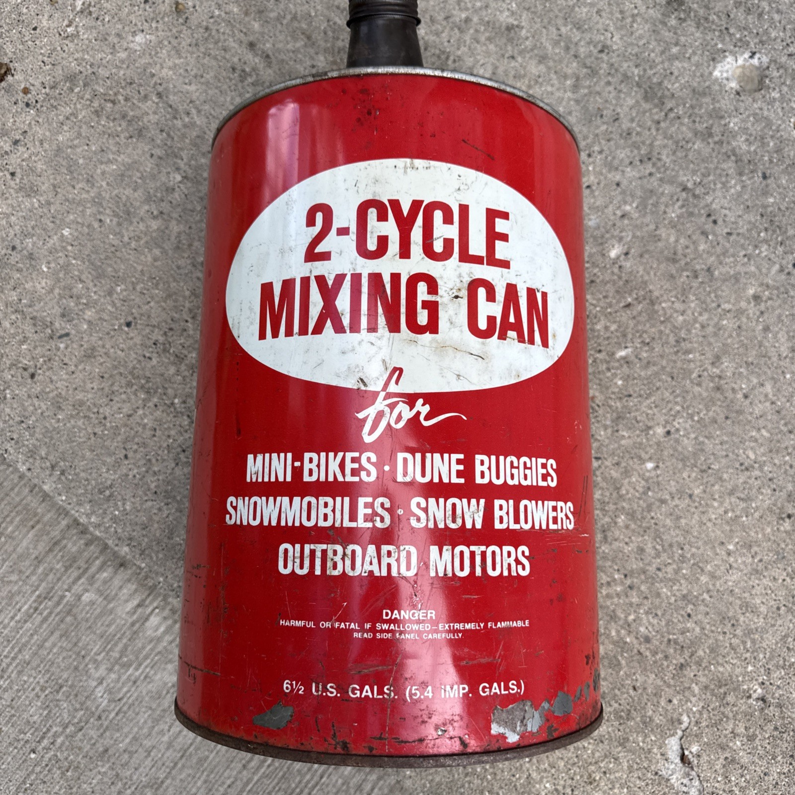 2-Cycle Mixing Can. Central Can Company Chicago 6 1/2 gallons