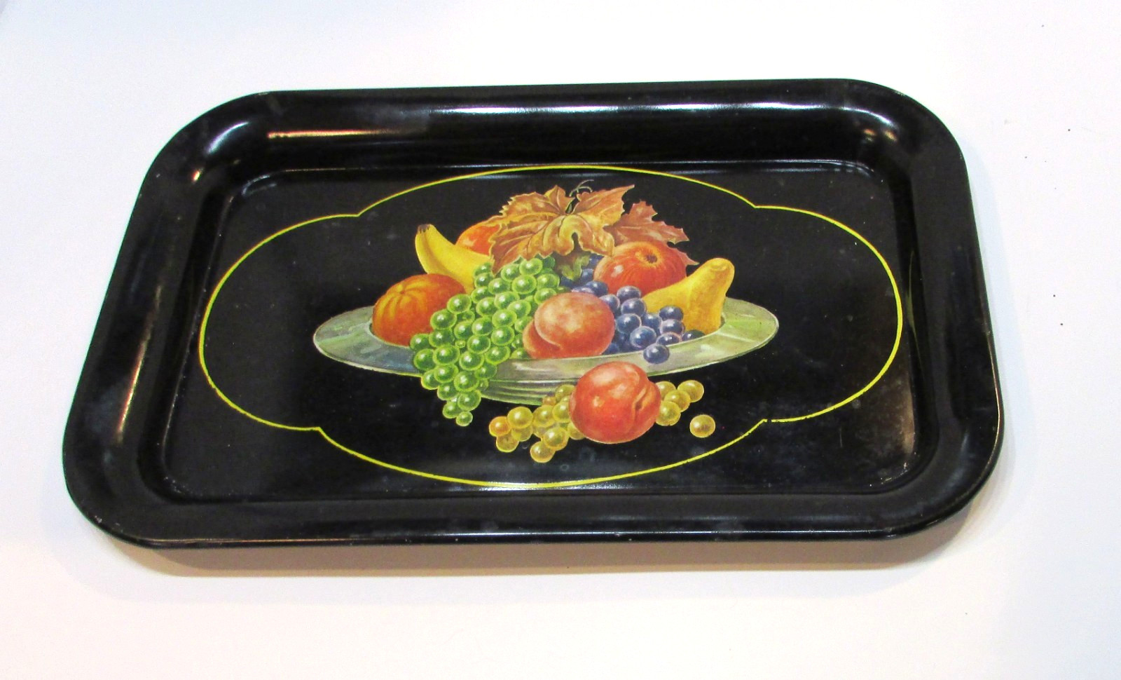 Vintage 1940s Black Tin w Fruit Bowl Pattern 9×14 Rectangle Metal Serving Tray A