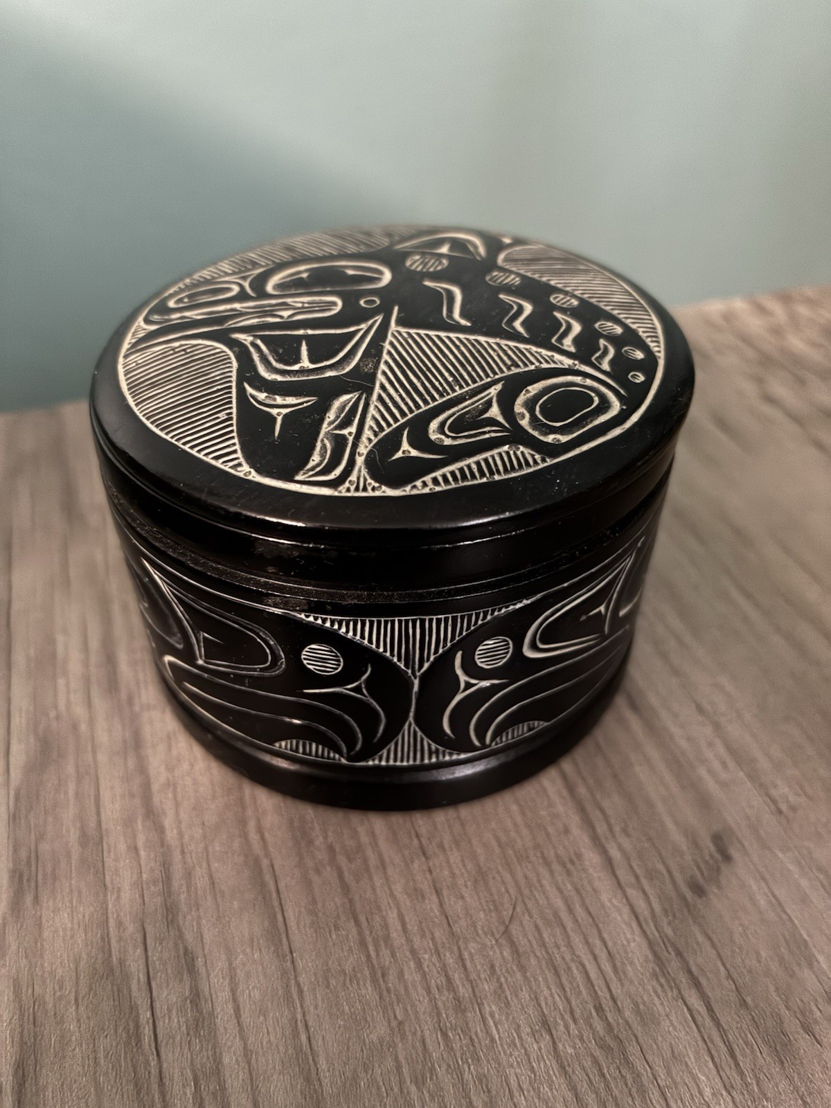 Vintage Haida Carved Faux Argillite Trinket Box with Lid- 2″ x 3″