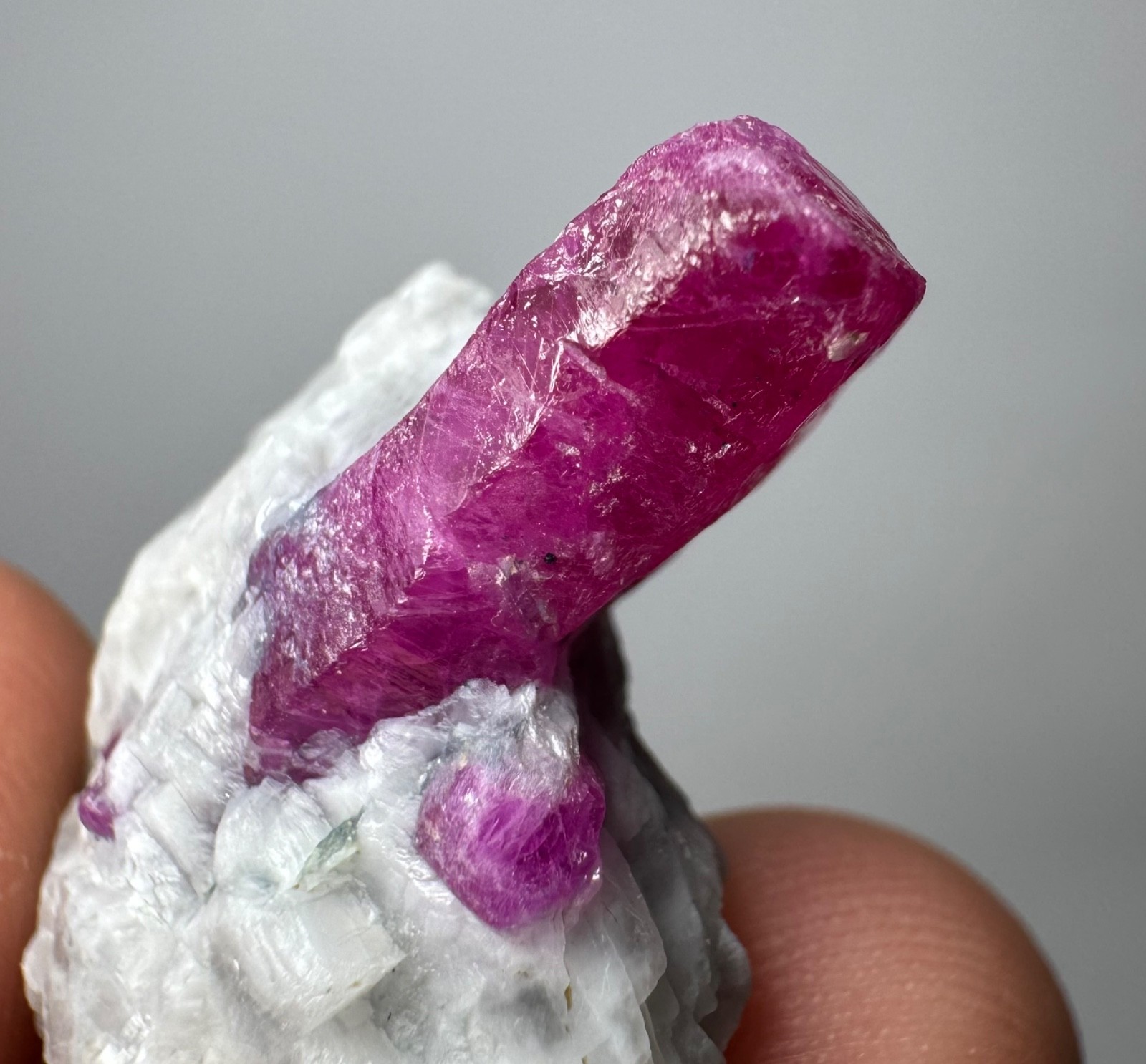 42 Ct Natural Ruby Crystal On Matrix From Jegdalak Afghanistan