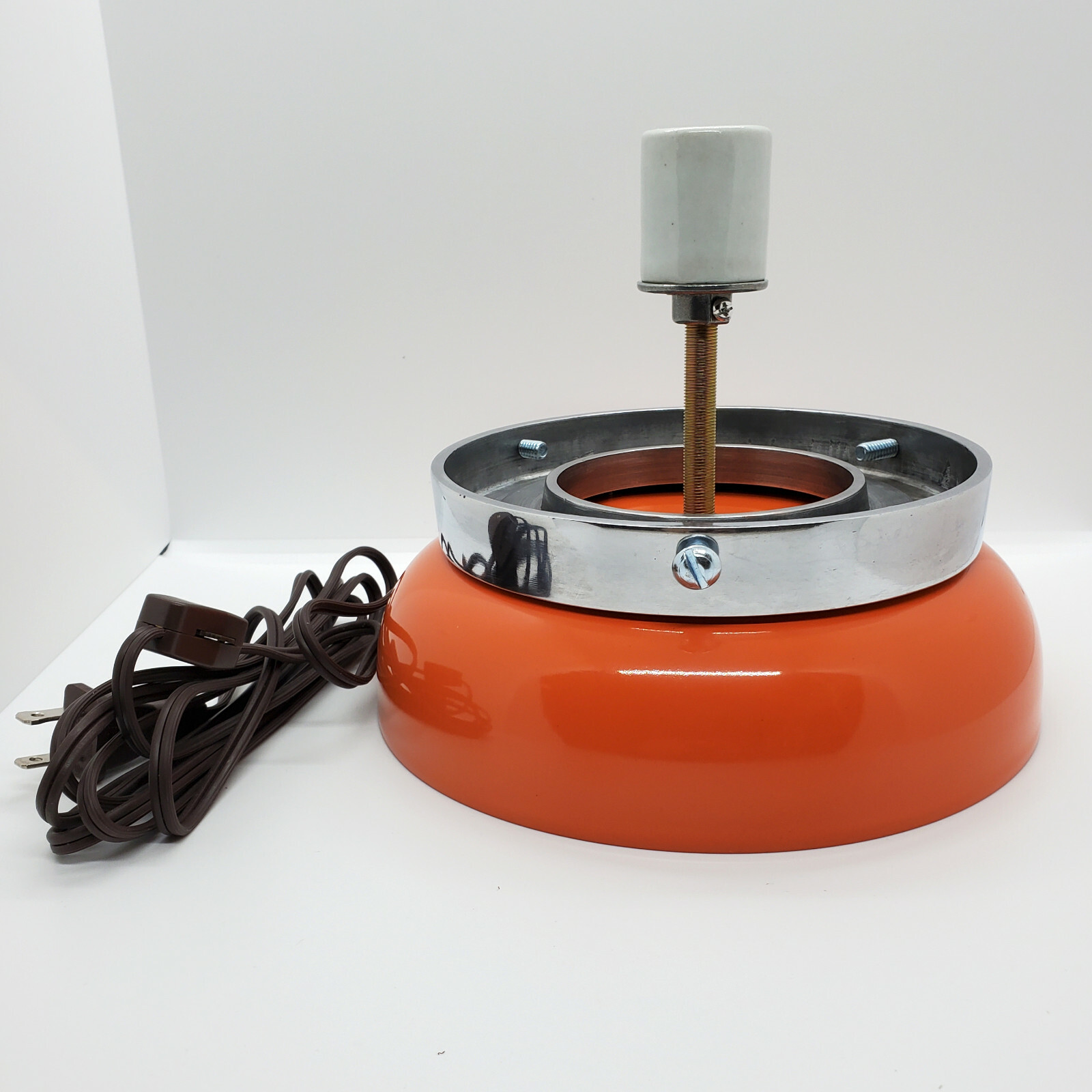 Orange Powder Coated Lamp Display Base w/ Mounting Ring for Globe (GD103C)