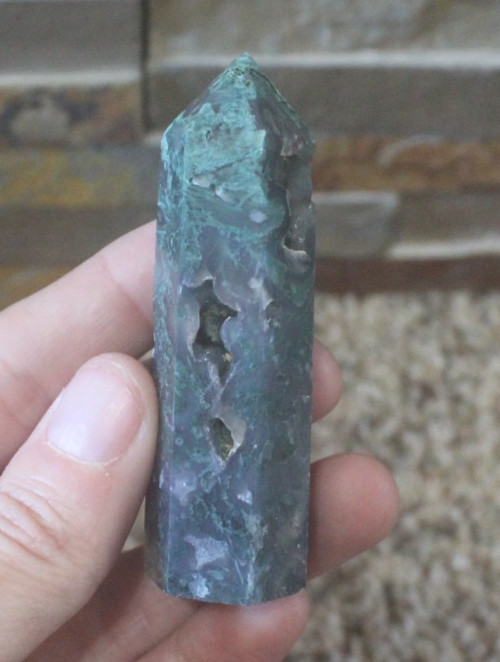 MOSS AGATE POINT 2.99 INCHES TALL/ 59 GRAMS