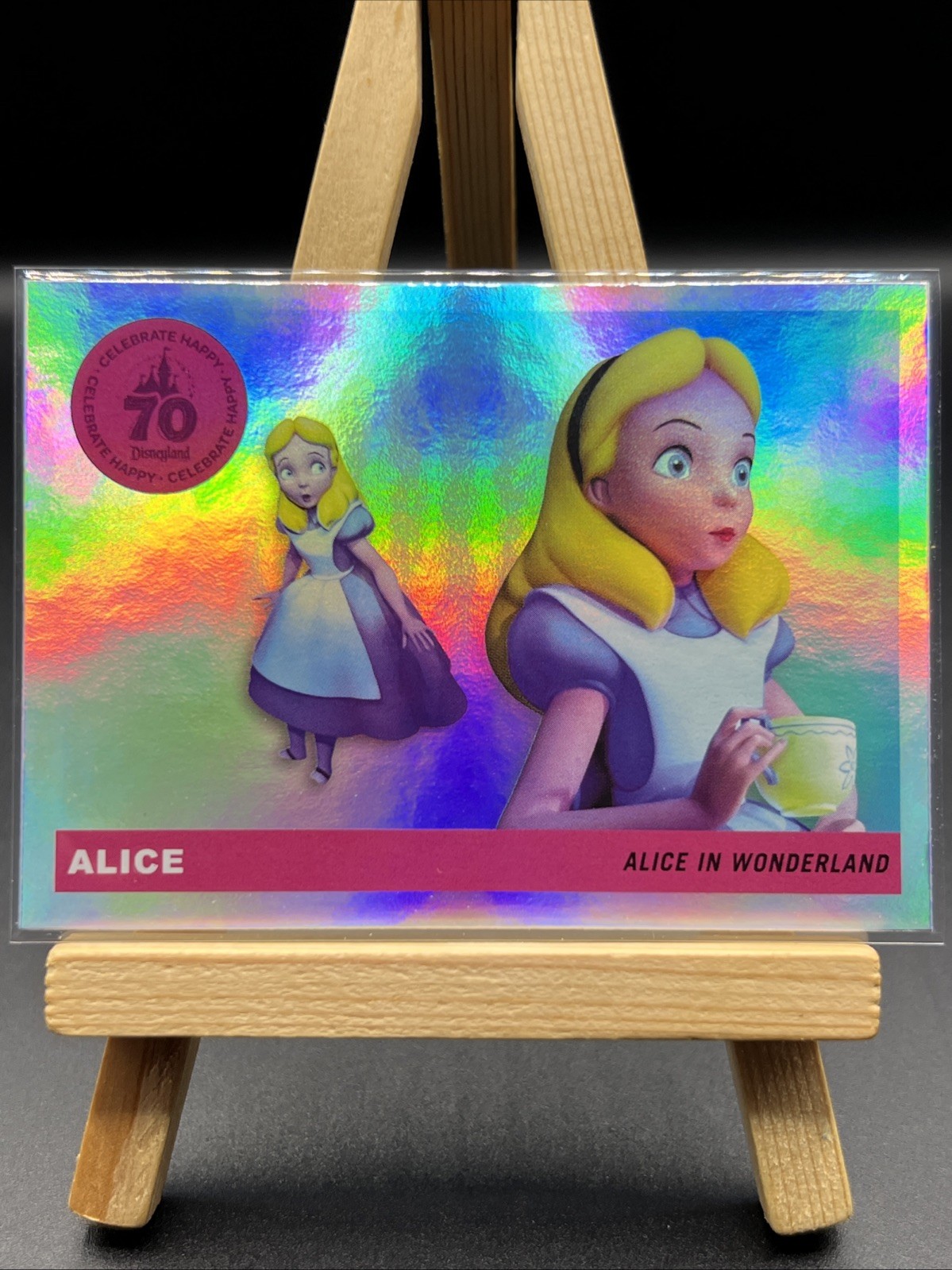 2025 Topps Disneyland 70th Rainbow Foil Icons T55-25 Alice In Wonderland