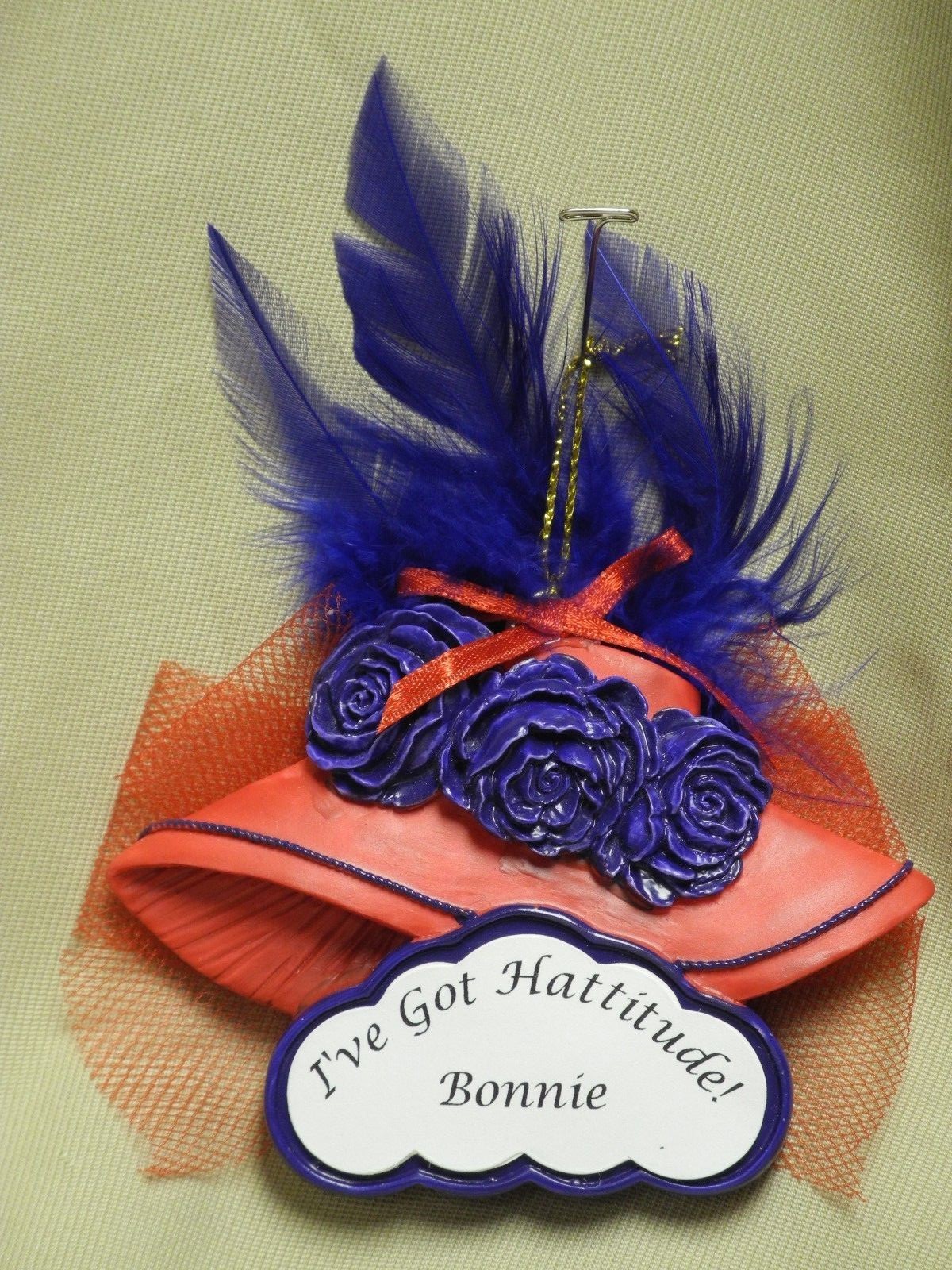 PERSONALIZED RED HAT MAGNET ORNAMENT