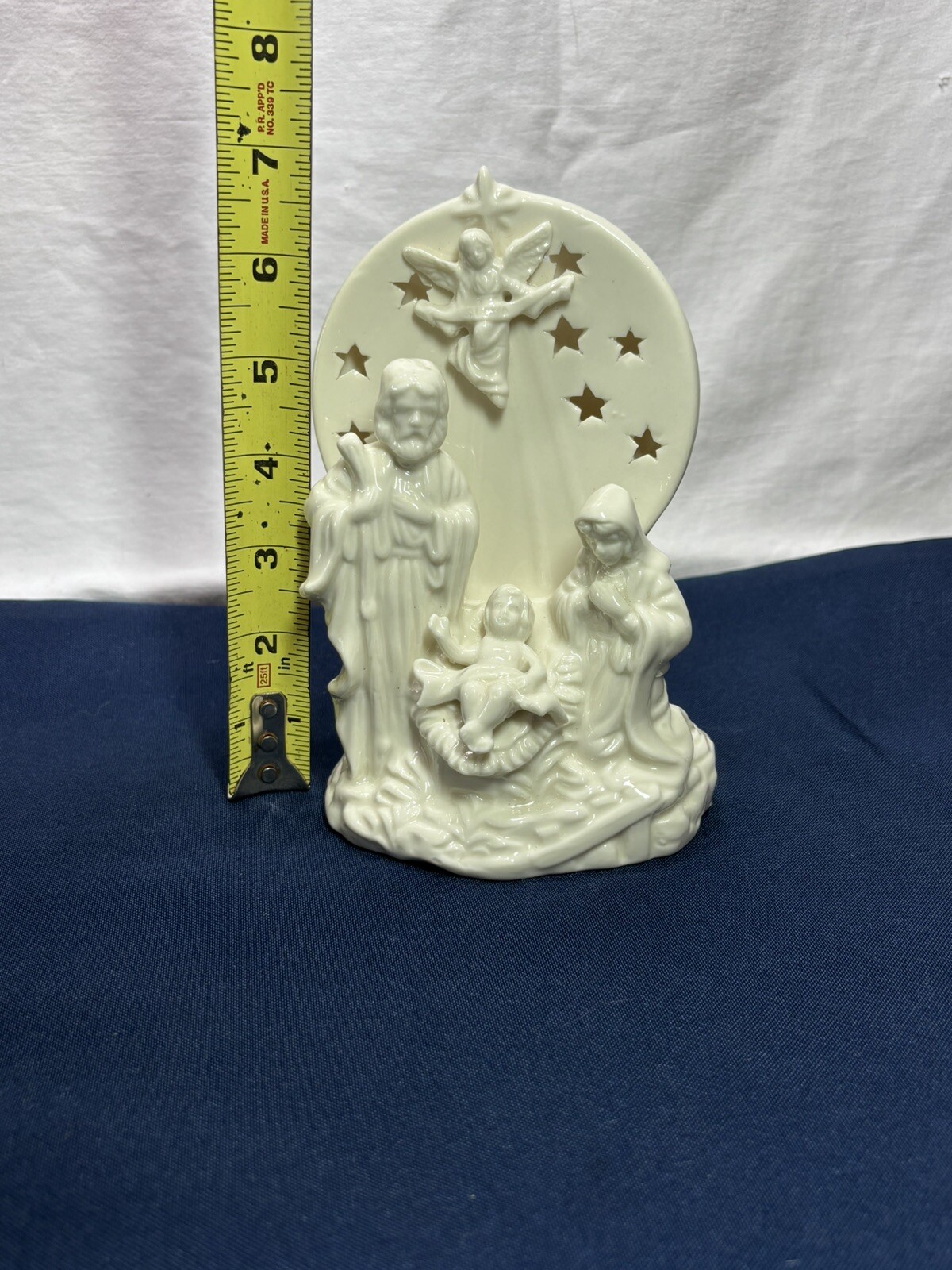 Lovely Nativity Scene Tea Light Candle Holder Figurine – As Is