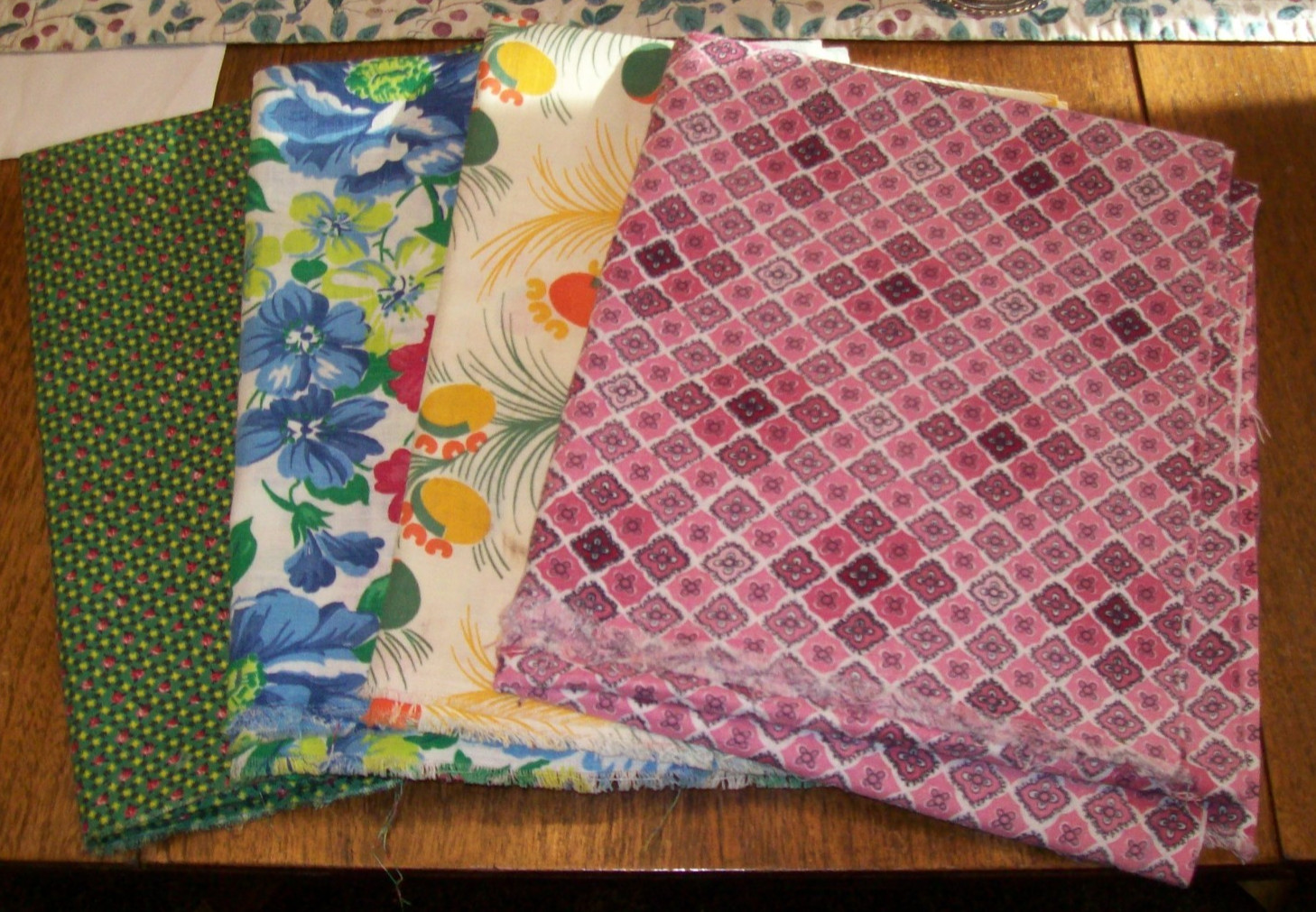 Vtg Feed sack Bag Fabric Lot of 4 -1930’s-1950’s