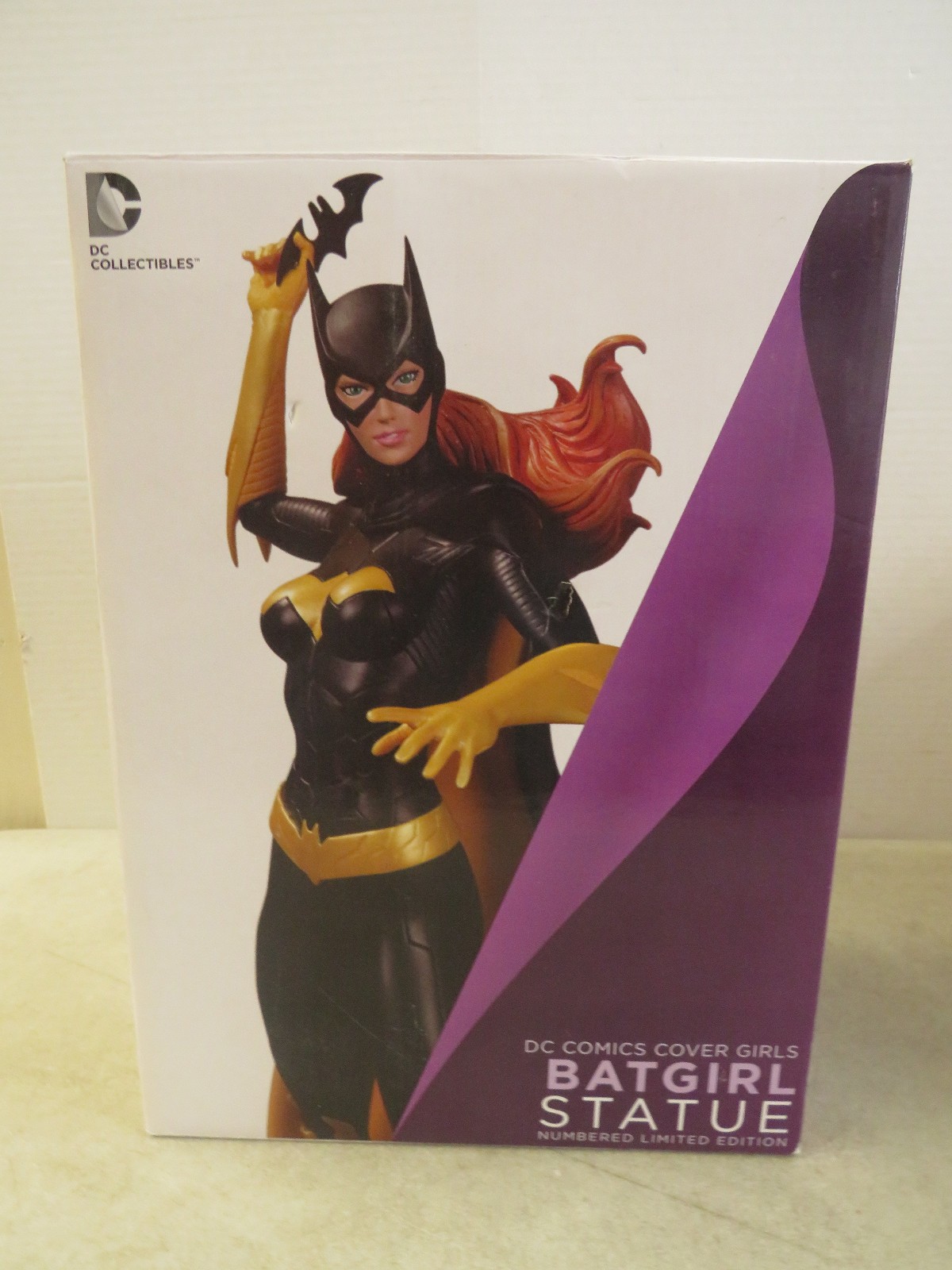 DC Comics Cover Girls Batgirl Statue 10.5″ In Original Box 0692/5200