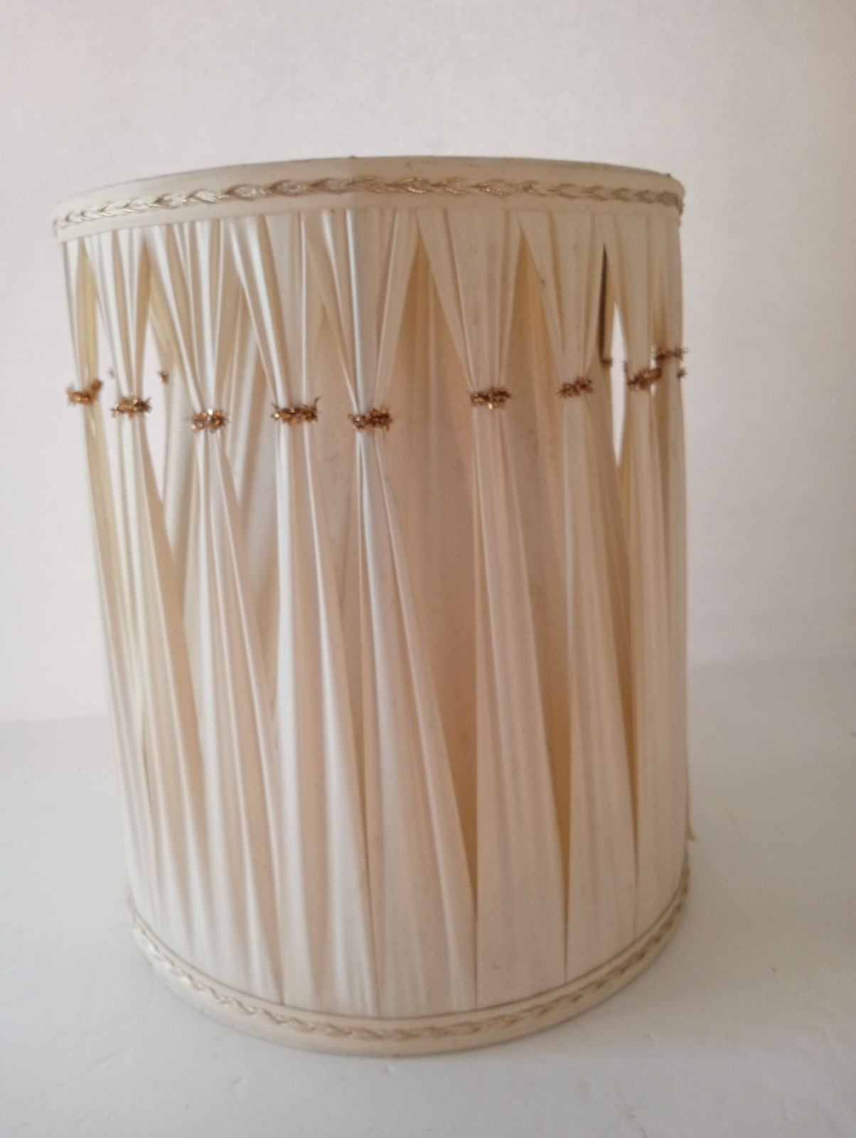 VINTAGE HOLLYWOOD REGENCY PINCH PLEATED GOLD Trim EMBELLISHED DRUM LAMP SHADE