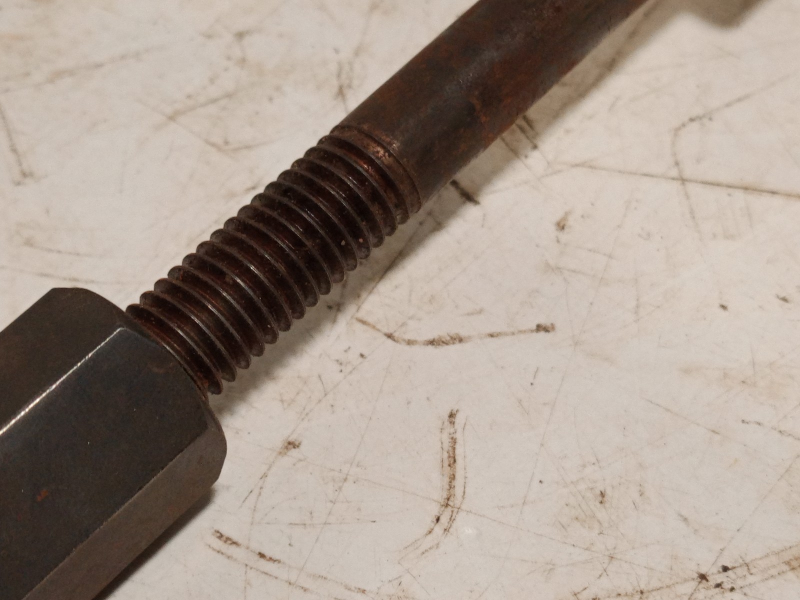 Unbranded threaded puller tool forged steel extractor as shown in pictures