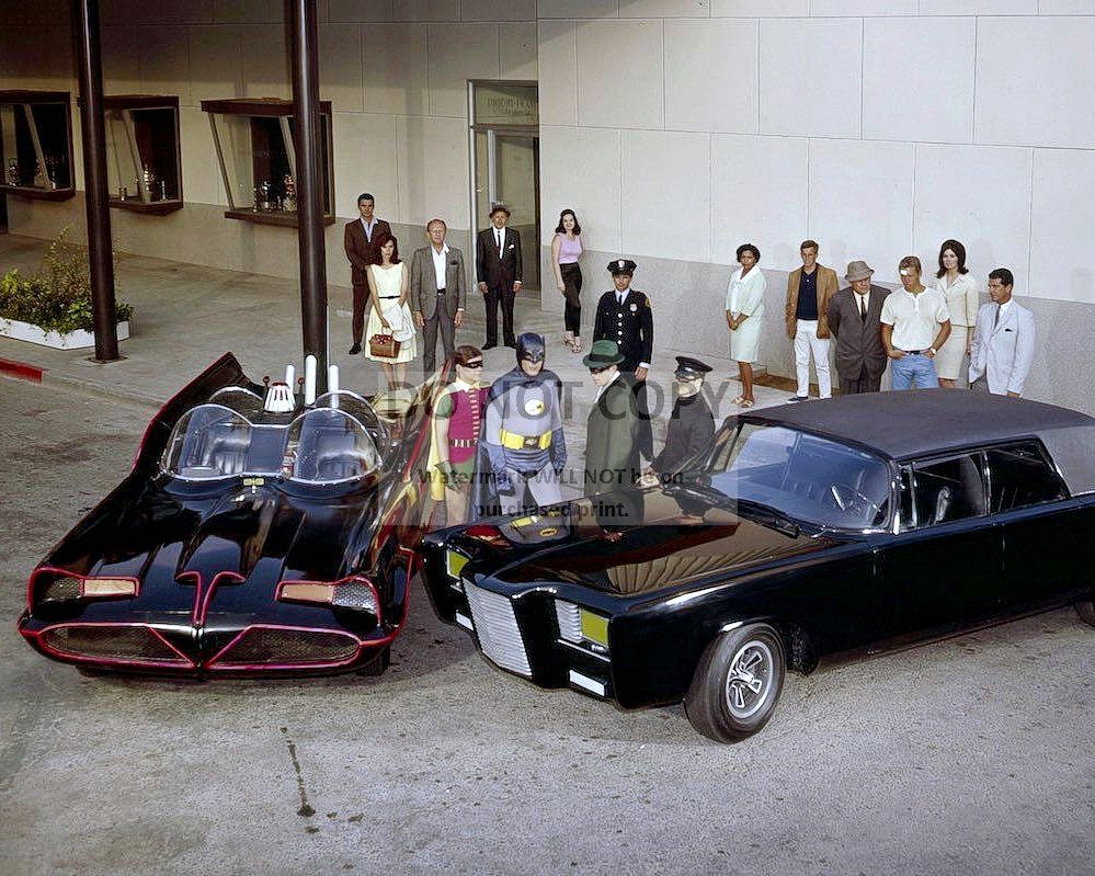 BATMAN AND ROBIN WITH THE GREEN HORNET AND CATO – 8X10 PUBLICITY PHOTO (BB-775)