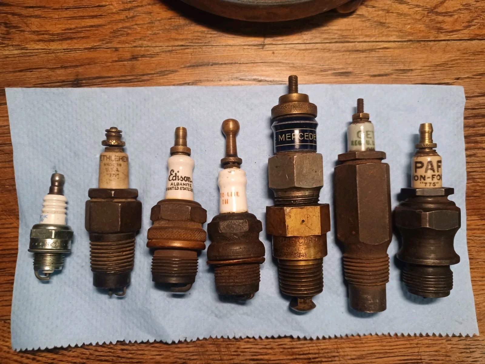 Vintage GM Mercedes Aviation Spark Plug Aircraft 1918 WWI Ford 1920 Igniters