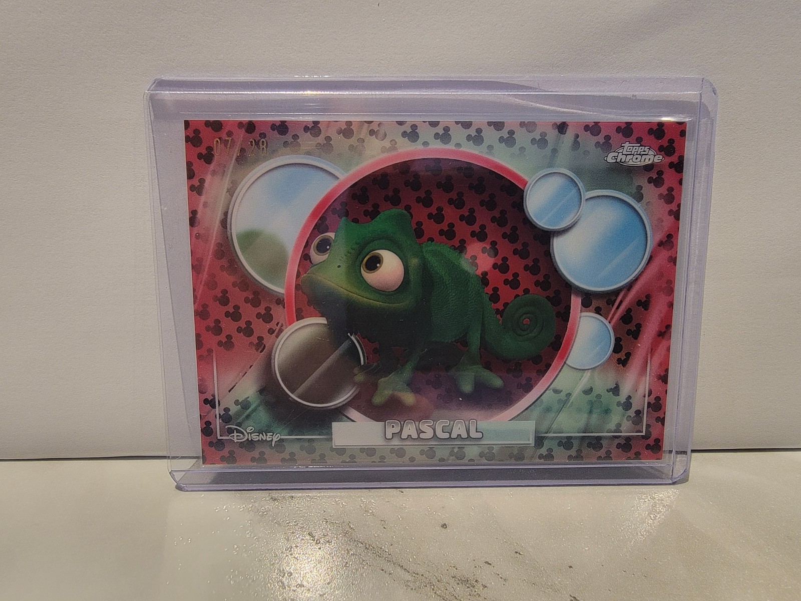 2026 TOPPS CHROME DISNEY #189 PASCAL MICKEY MOUSE RED AND BLACK /28 (ZY