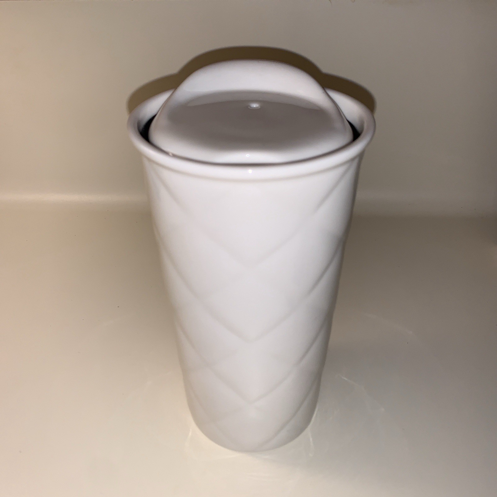 Starbucks Ivory Ceramic Tumbler w Lid Quilted Embossed Pattern Siren 2012