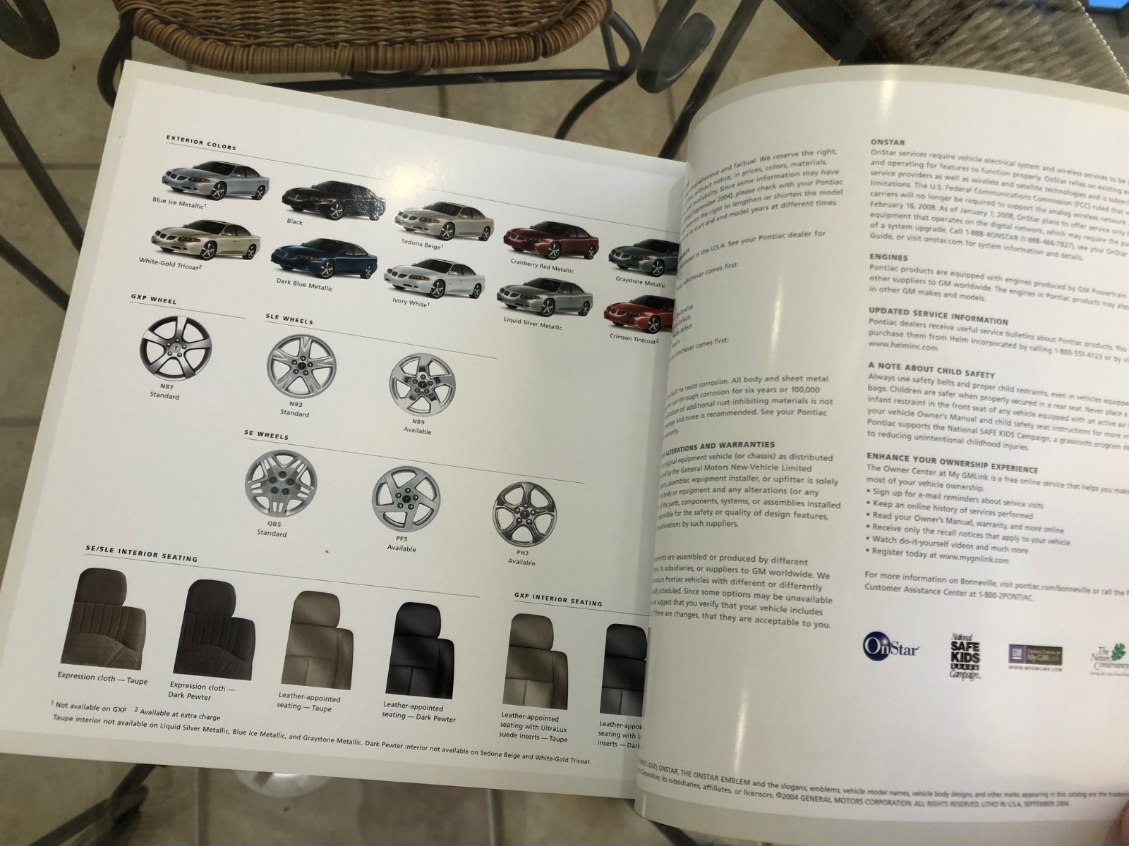 Original 2005 Pontiac Bonneville Deluxe Sales Brochure 05 SE SLE GXP