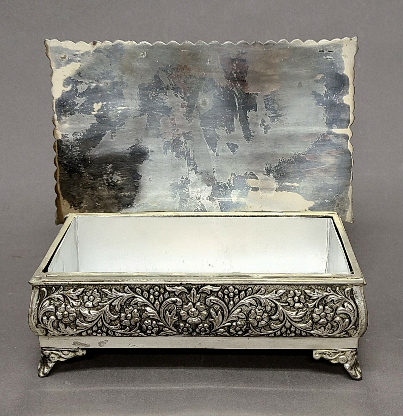 Box Silver Plated on Brass Embossed Hinged Cover 5.5″W 9″L 3″High