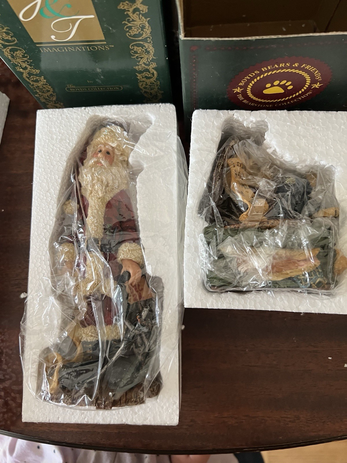 12 Boyd’s Bears Lot, Original Boxes-2 Are Lights. Excellent Condition