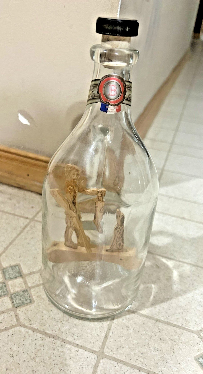 UNIQUE FOLK ART Whimsy in Bottle HUNTER WITH RABBIT & DOG DETAILED HAND MADE
