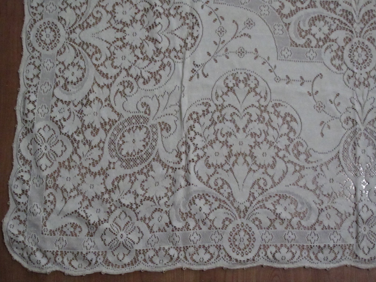 VTG Quaker Lace Pattern 1100 Embassy Oblong Table Cloth 70×50 Cottage Core 1970s