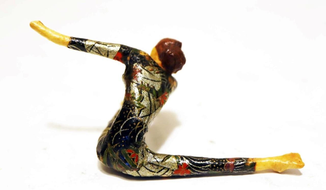 Sarena Mann Signed Papier Mache Figure 4″ Art Sculpture Contortionist 1997