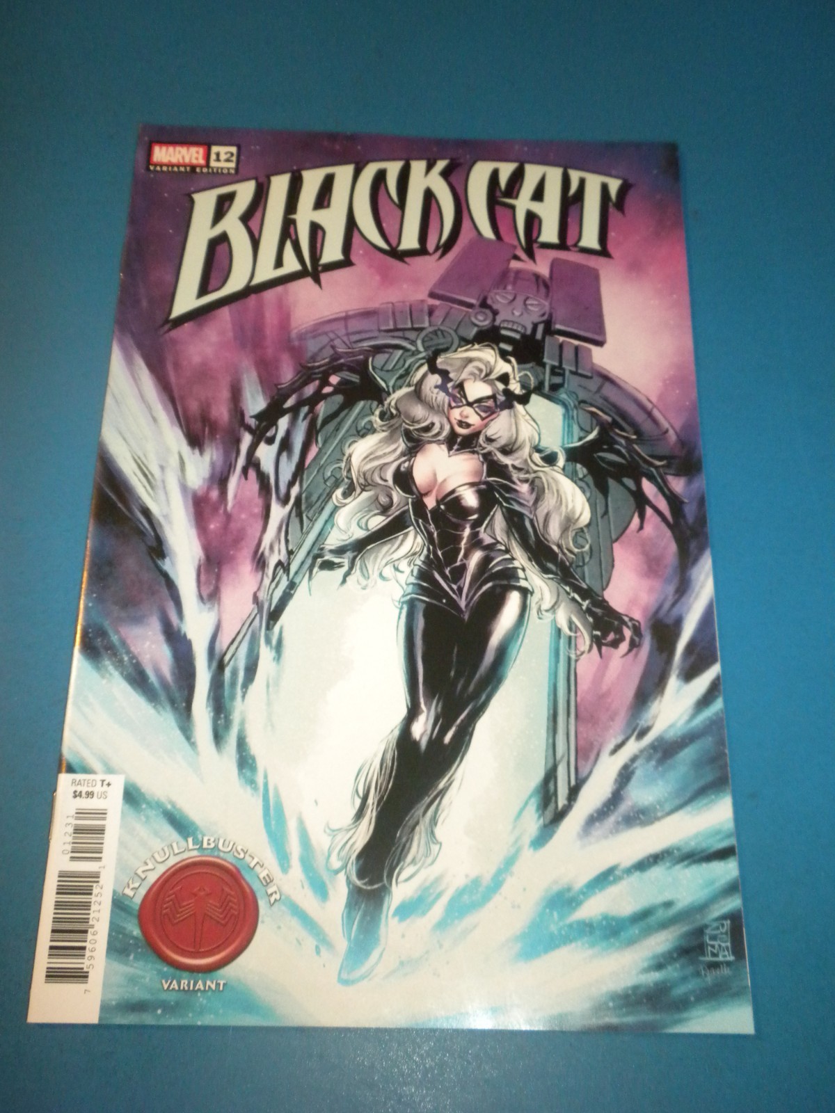 Black Cat #12 Lavina variant NM Gem Wow