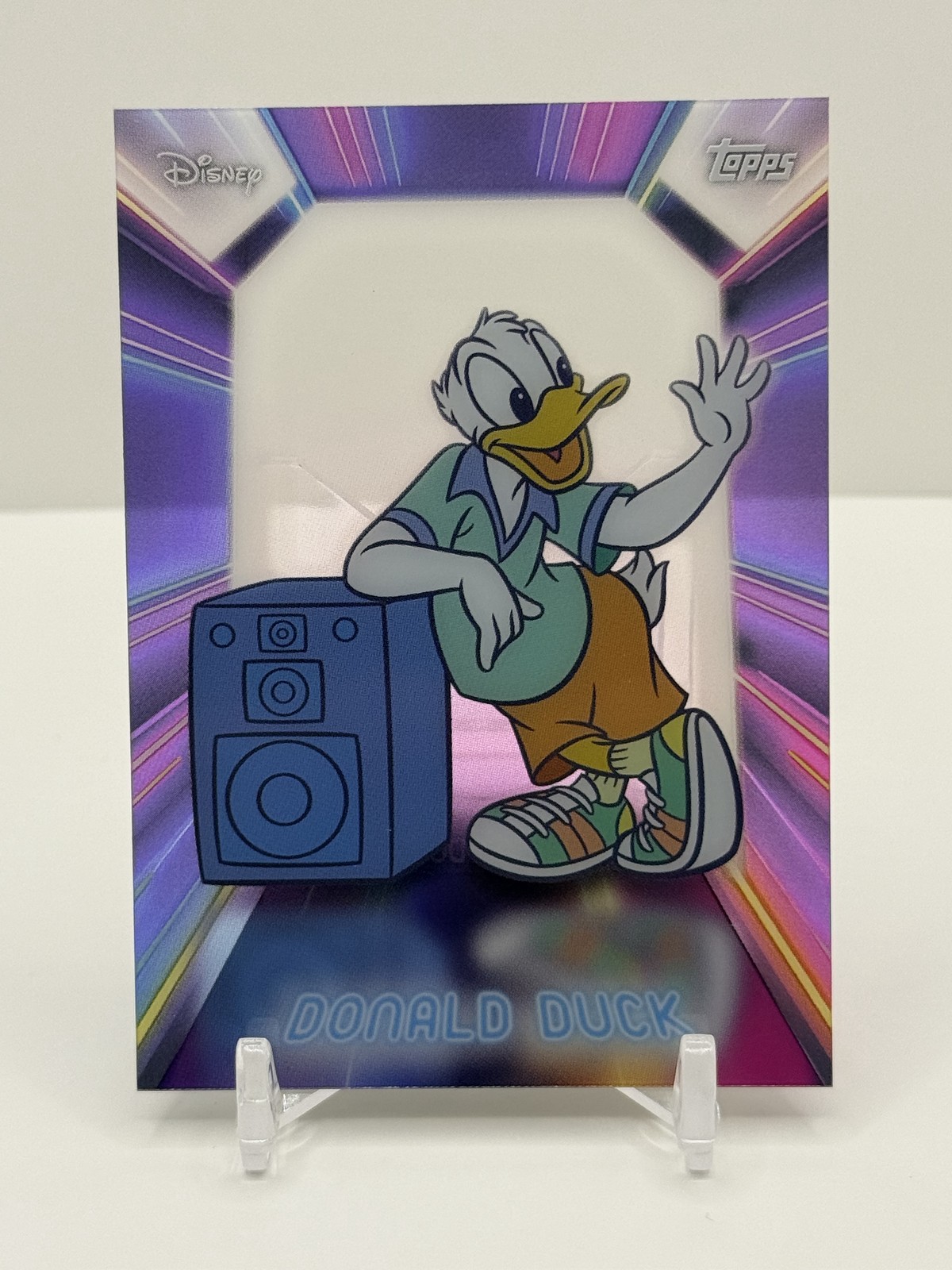 2026 Topps Disney Neon #NPL-7 Donald Duck Neon PETG Lights