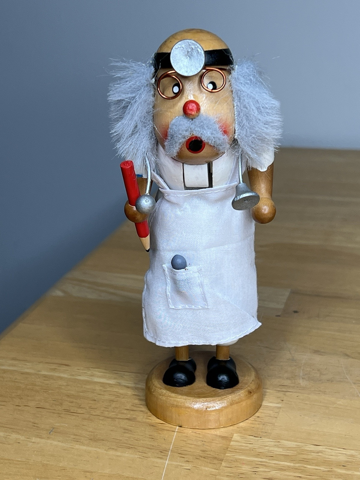 VTG Wooden Doctor Nutcracker Physician Statue Figurine Approx 7 1/4″ Rare SEE