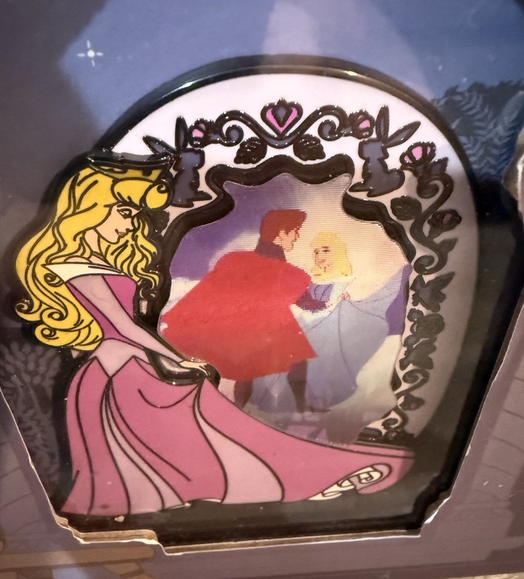 3″ Jumbo Aurora Maleficent Sleeping Beauty Lenticular Frame Loungefly Disney Pin