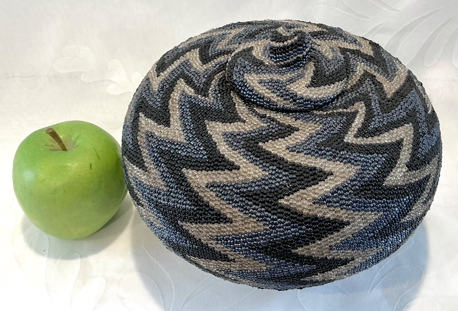 Antique Vtg Hand Woven Multicolor Beaded Rattan Basket Decorative Bali Balinese