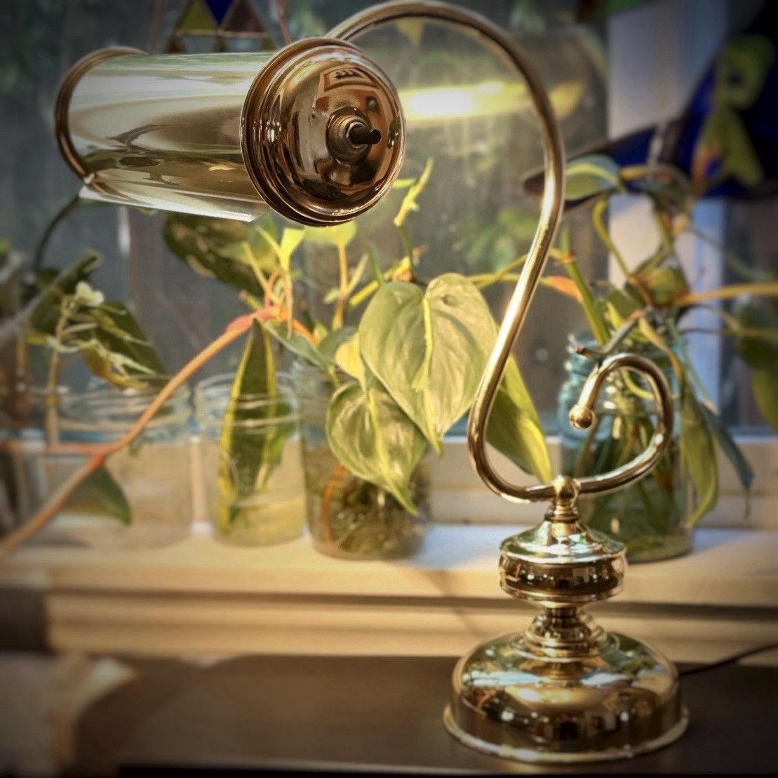 Large Brass VTG Piano Bankers Desk Lamp S-Curve Neck 14” Tall 10.5” Wide Works