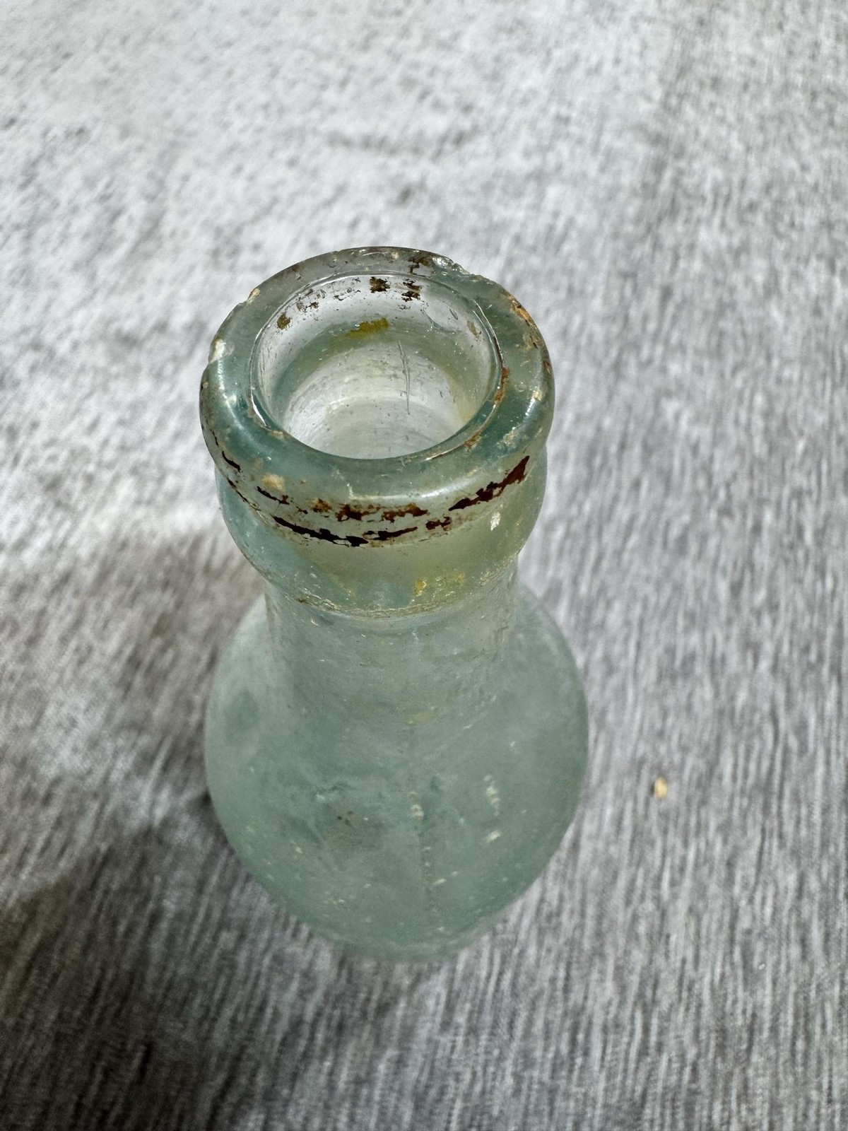 Vintage Behnke Bros Non-Pariel Weyauwega WI Green Glass Soda Bottle Wisconsin