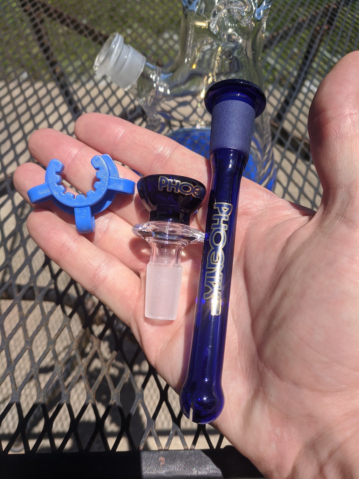 Extra Durable Glass Beaker Water Pipe Bong – Phoenix – 12″ Tall & 9mm Thick Blue