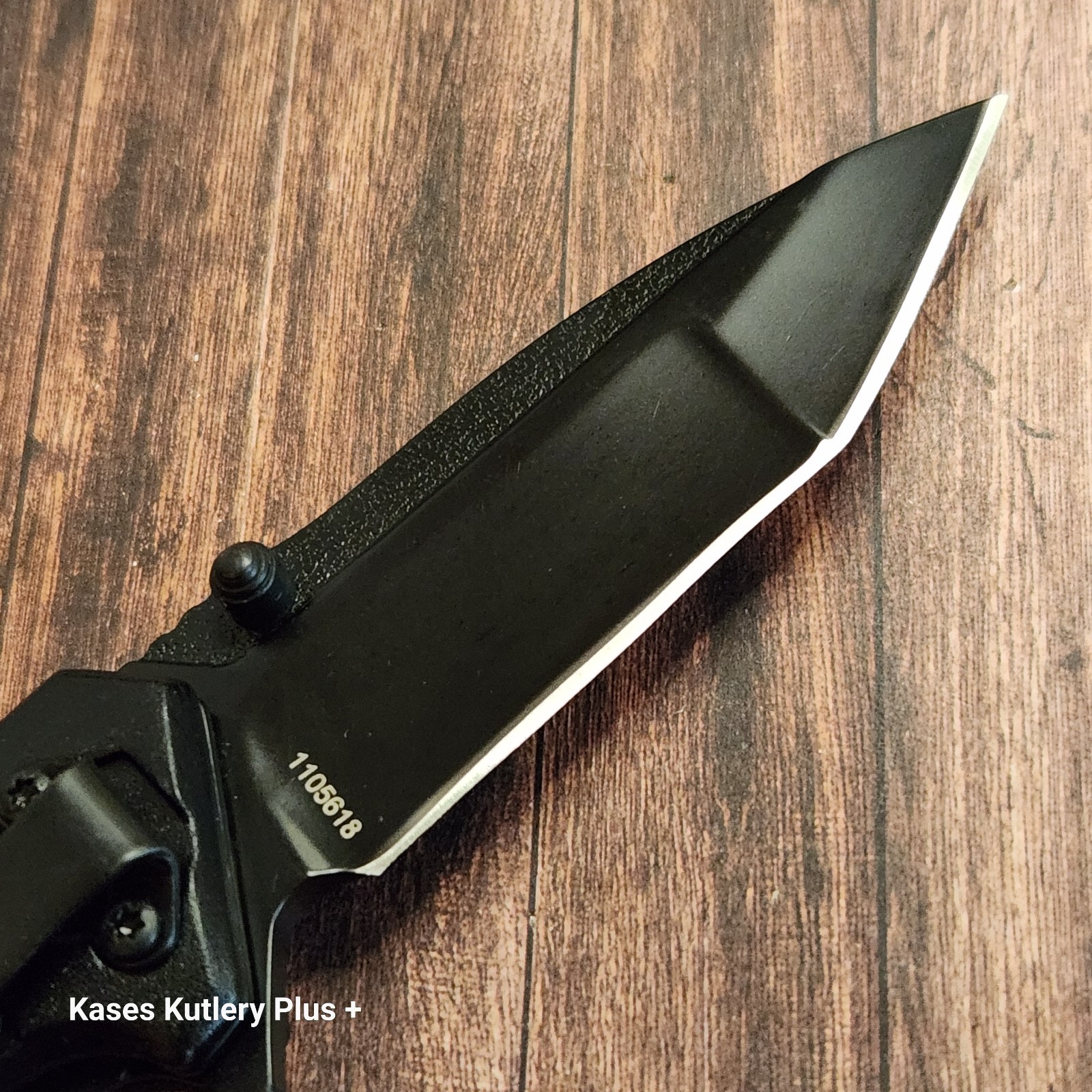 Smith & Wesson Liner Lock 4.13″ Closed Tanto Blade Folding Pocket Knife