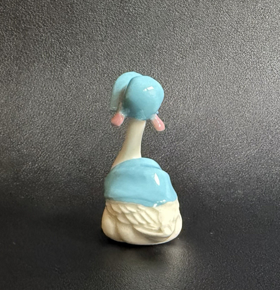 VTG Hagen Renaker New Mother Goose Bird Blue Porcelain Figurine #2057 Miniature