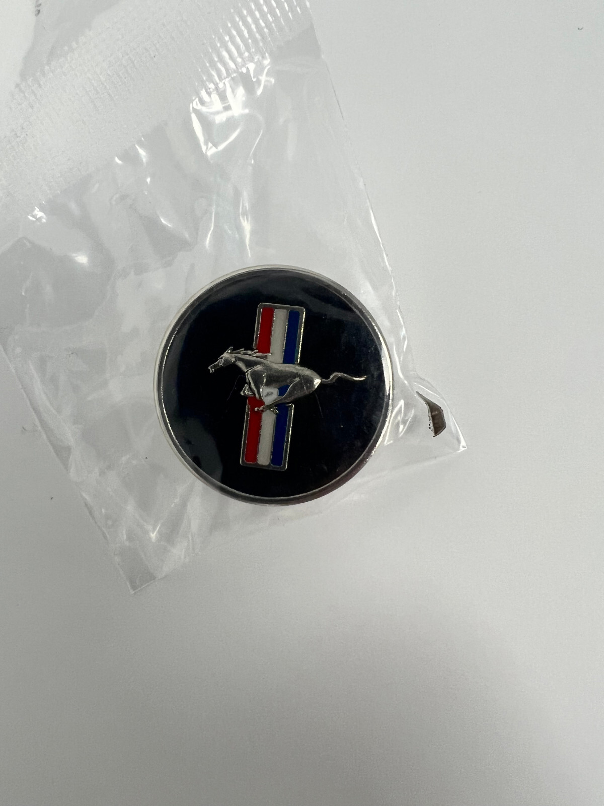 Mustang Lapel Pin, 50 Years of Mustang, original from Ford