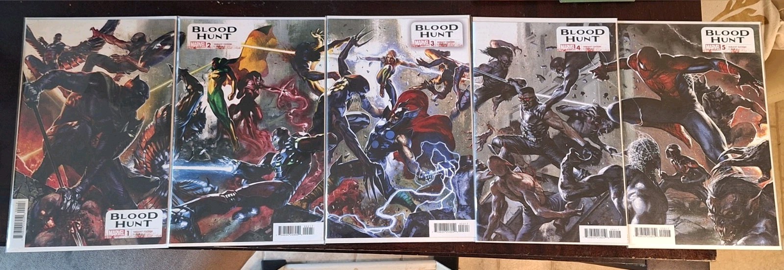 MARVEL BLOOD HUNT RED BAND 1-5 NM 1:10 FULL CONNECTING SET