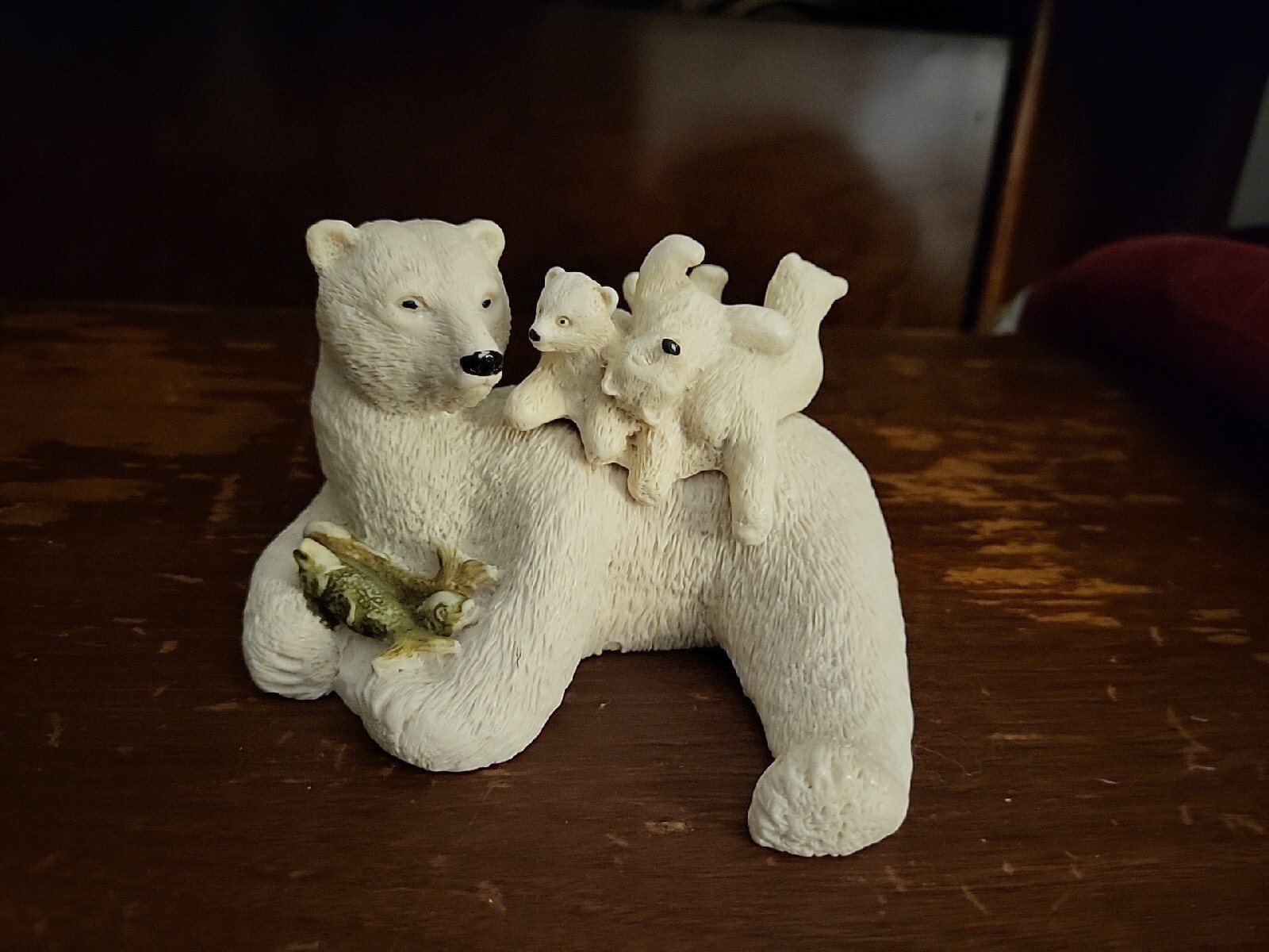 Vintage polar bear and cubs Whimsical and opens