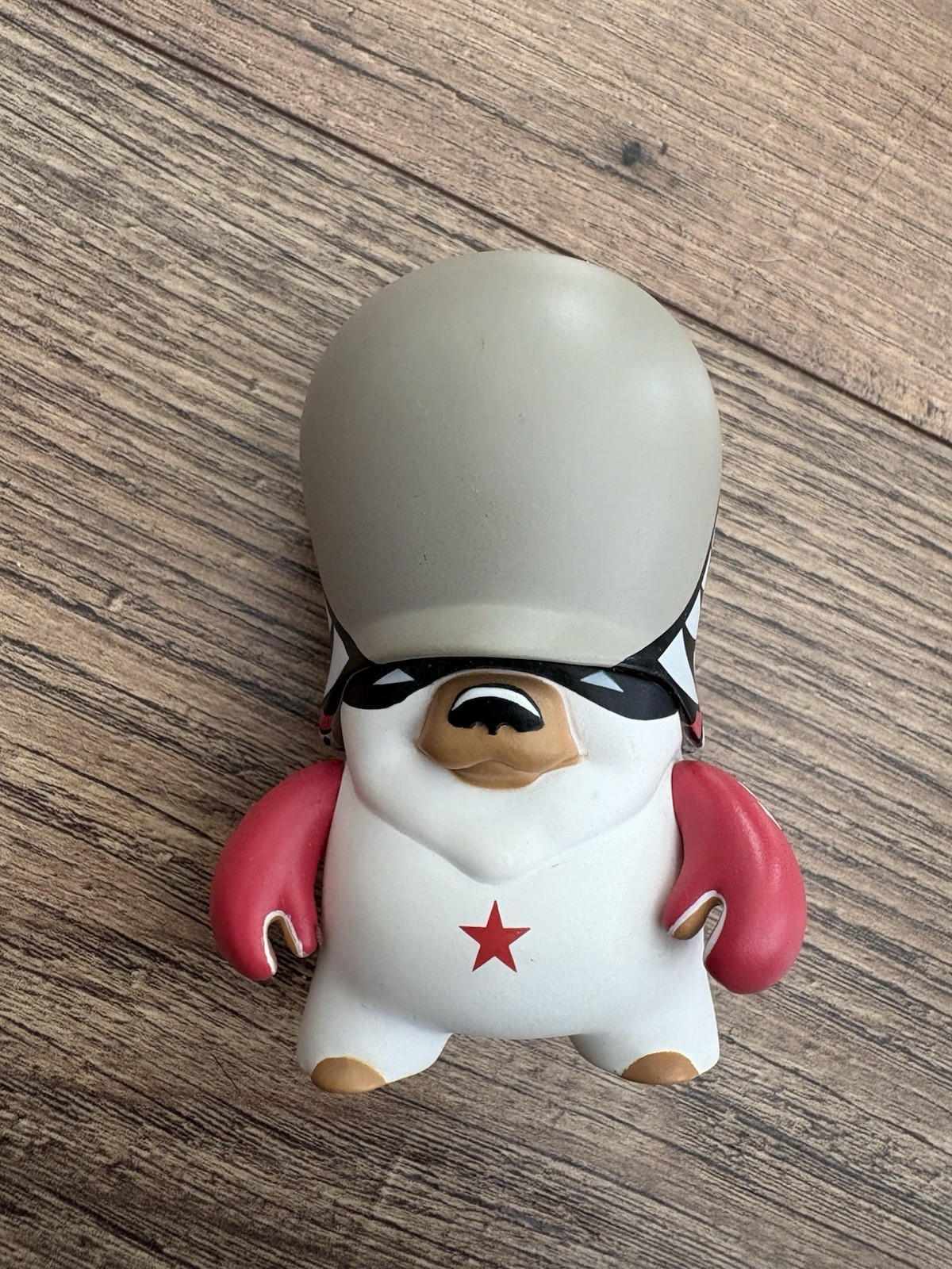 Kidrobot Fortress Dunny Vinyl Art Figure TEDDY TROOPS 2.0 – 6” SHARK