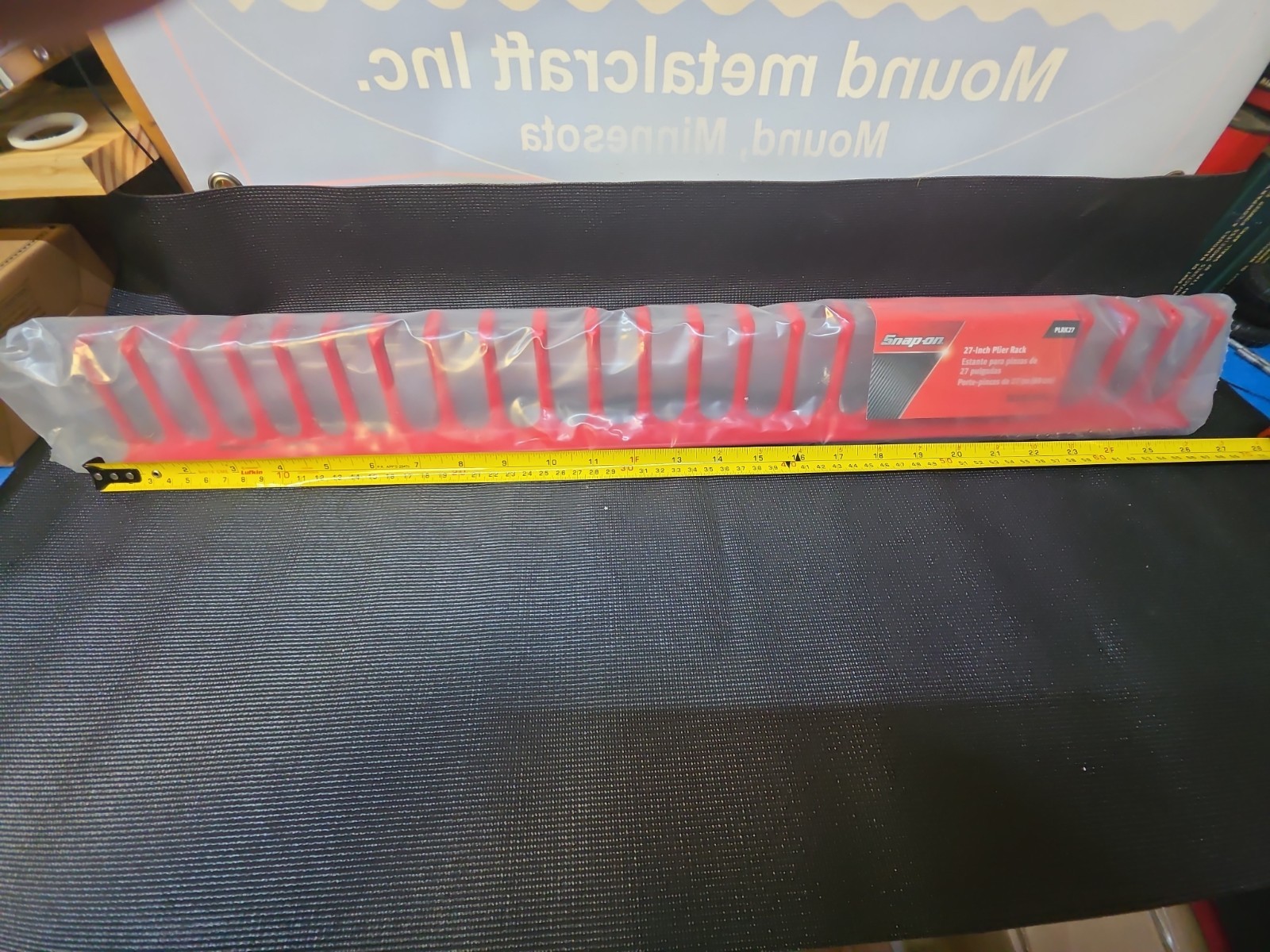 New Sealed Snap-on Tools 27-Inch 23 Slot Pliers Rack Red