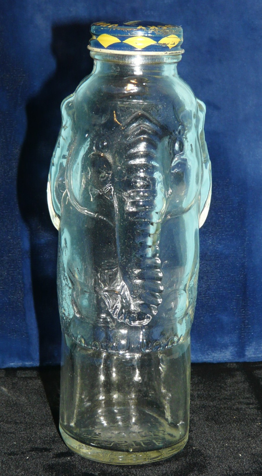 Vintage 7″ Lucky Jumbo the Elephant Glass Jar / Coin bank with Metal Screw Top