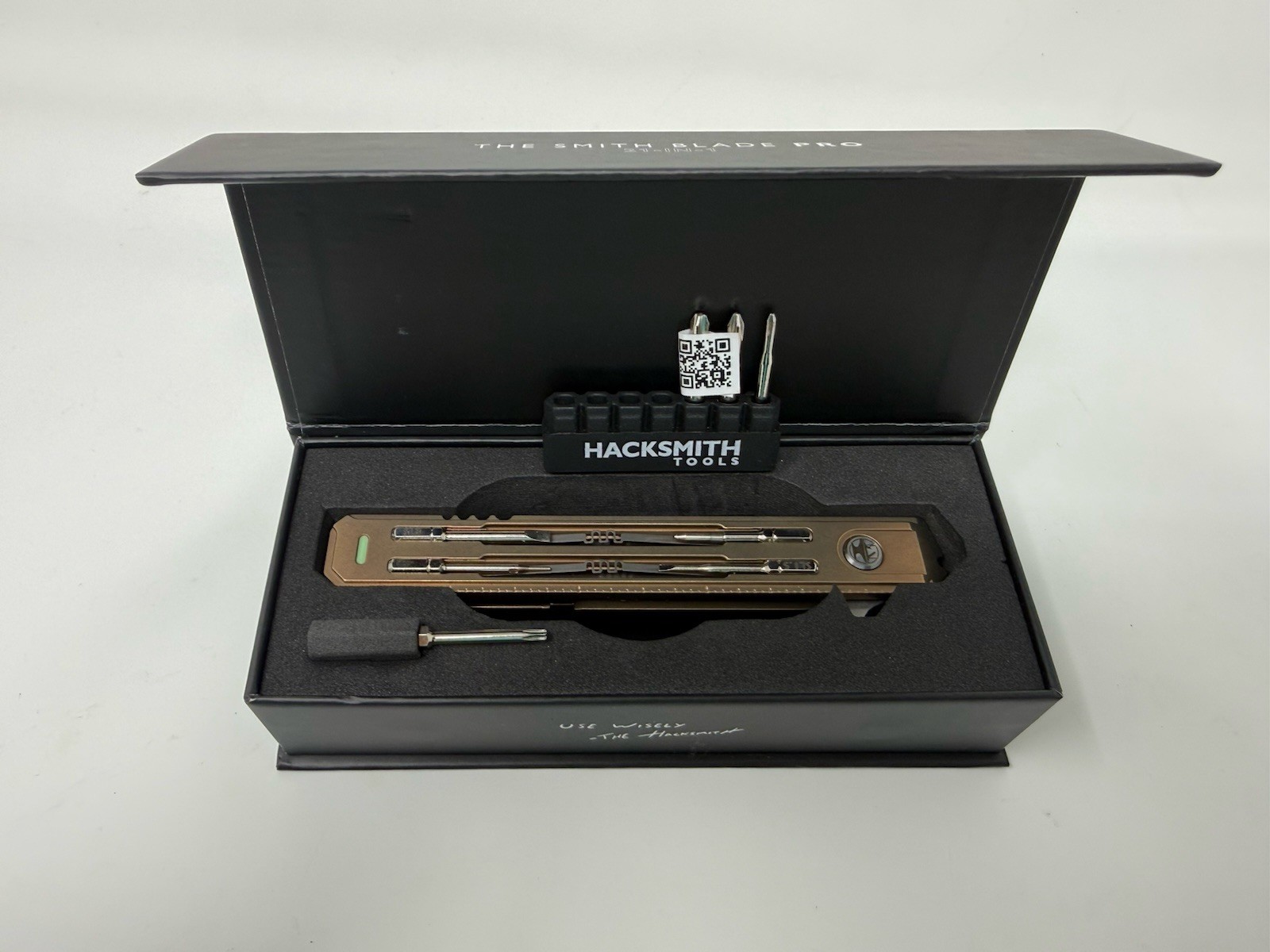 Hacksmith Smith Blade Pro | 21 in 1 | Copper PVD Titanium | Tritium | Multitool
