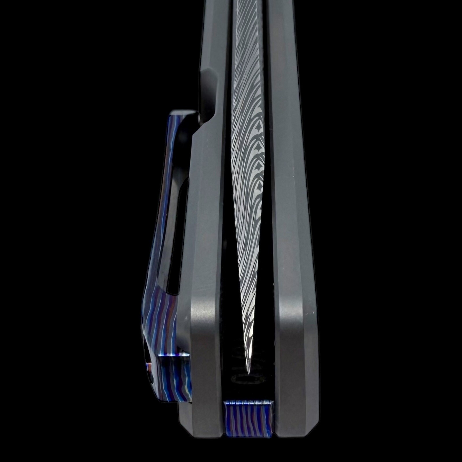 Yans Chevron Front Flipper – Damasteel – Titanium/ ZurcuTi Inlay [ONLY 10 MADE!]