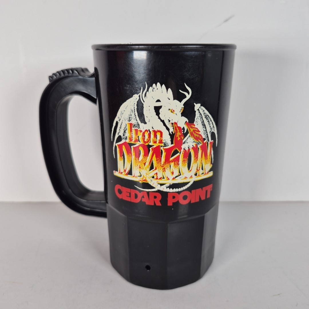 Cedar Point Amusement Park Iron Dragon 90s Plastic Mug Cup Souvenir Sandusky OH