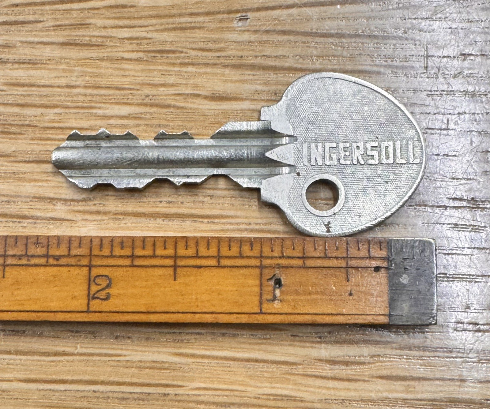 🌿 🗝️ Vintage Ingersoll Heavy Duty High Security Key