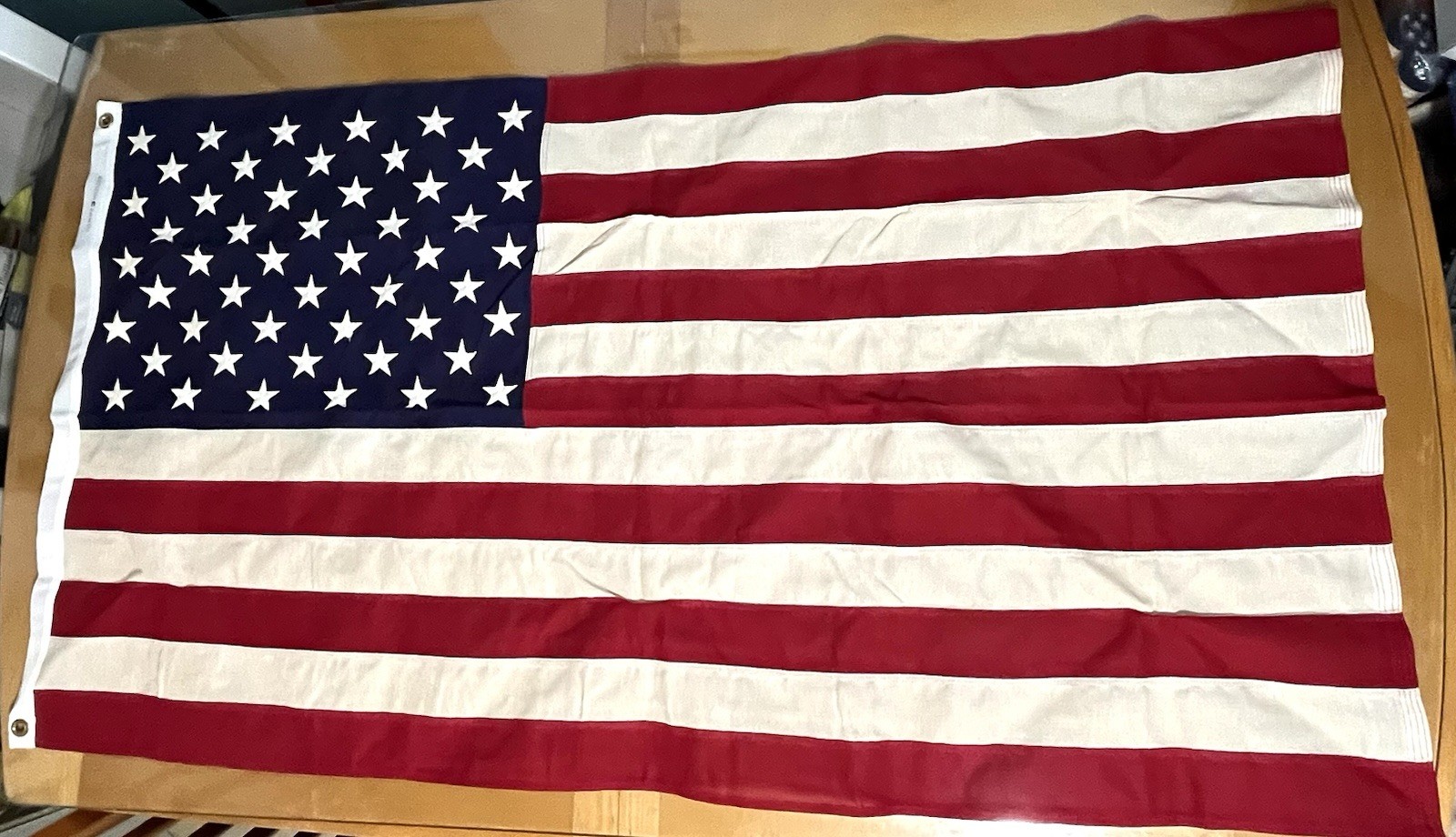 Tommy Hilfiger Bulldog Annin & Co. Embroidered American USA Flag 59×33”