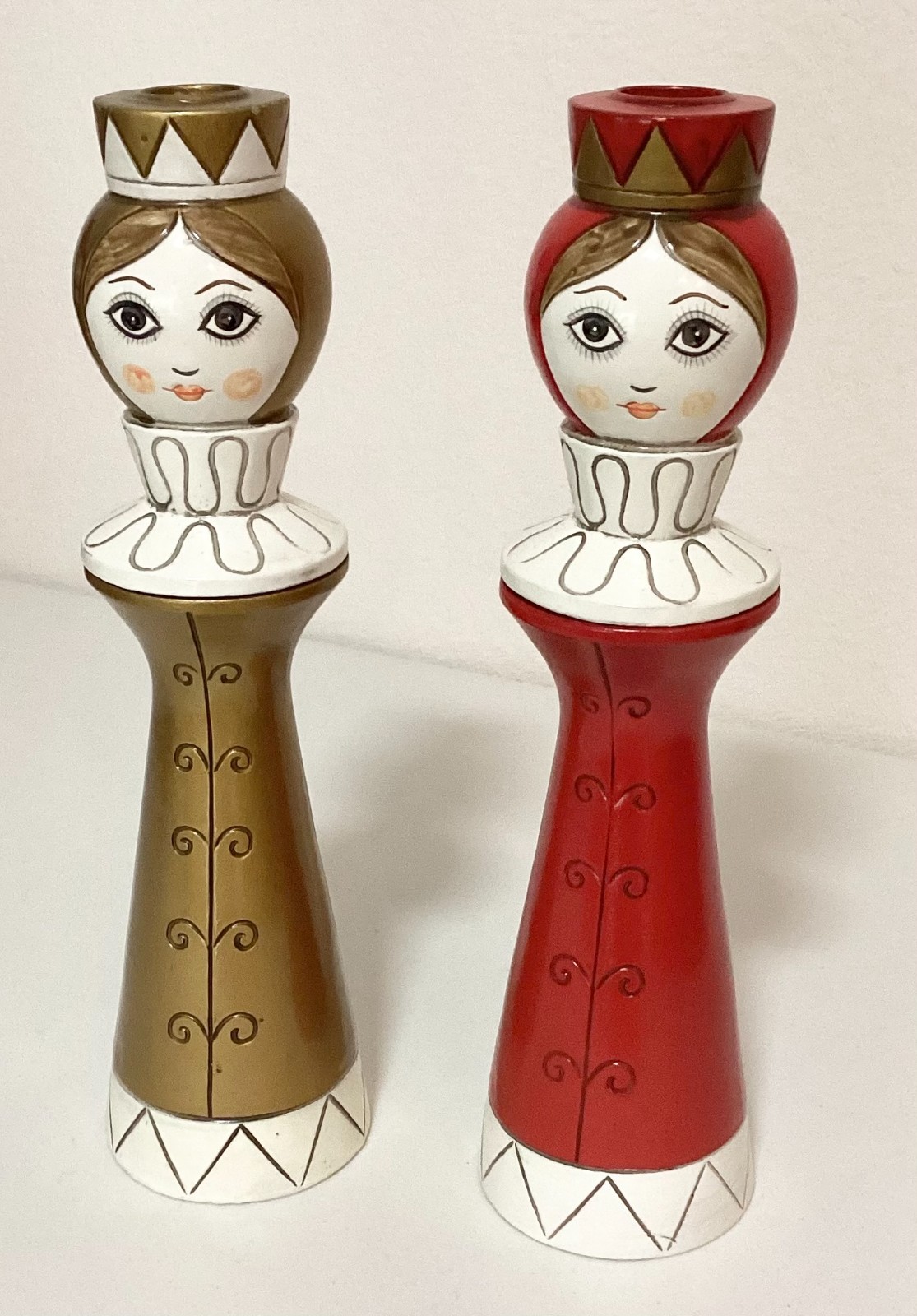 Vintage 1970 Papier-Mache Queens Candle Holders Gold Red Ladies