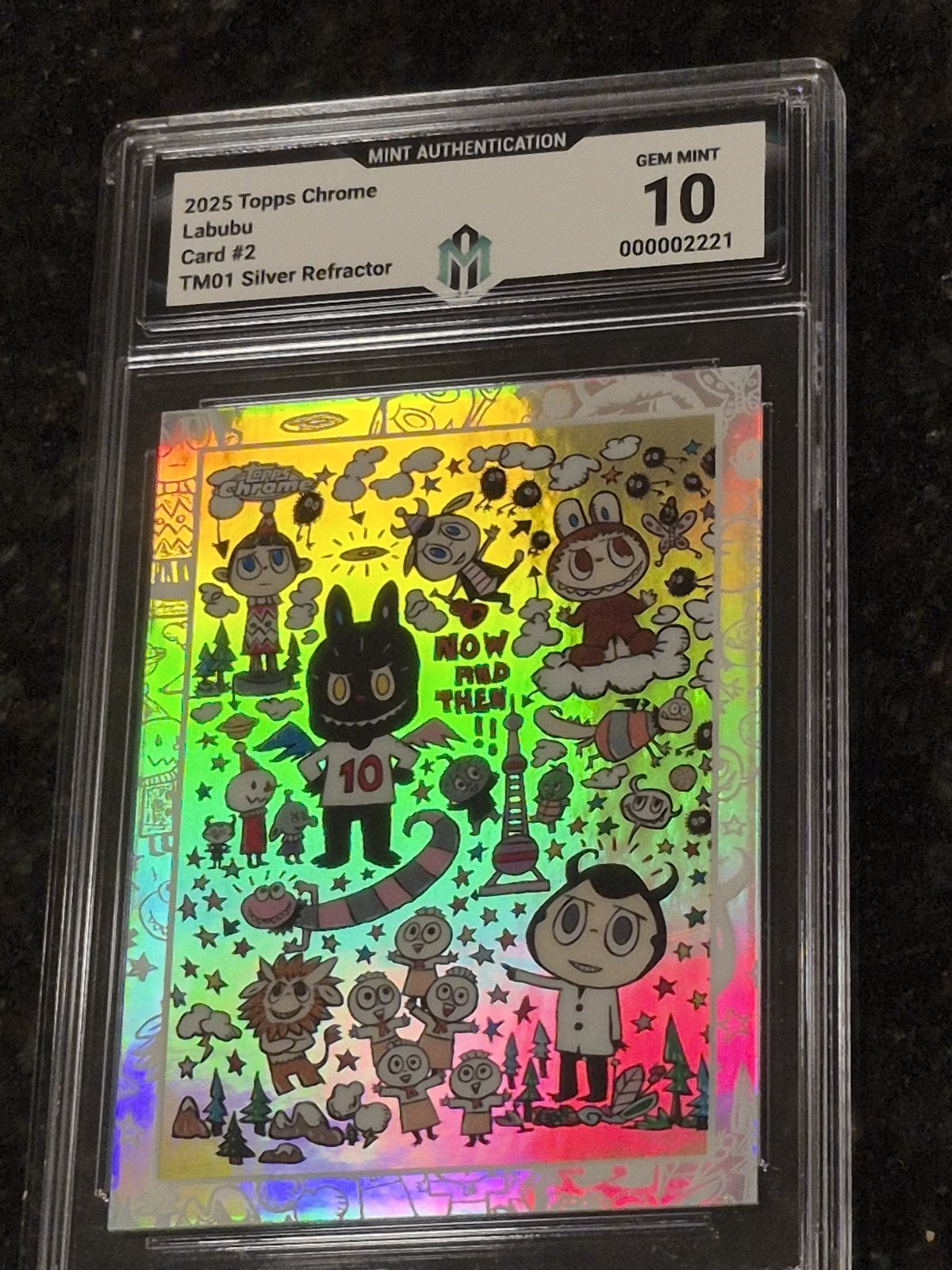 100% Authentic-Topps Chrome The Monsters TM01 10th Anniversary Cert #000002273