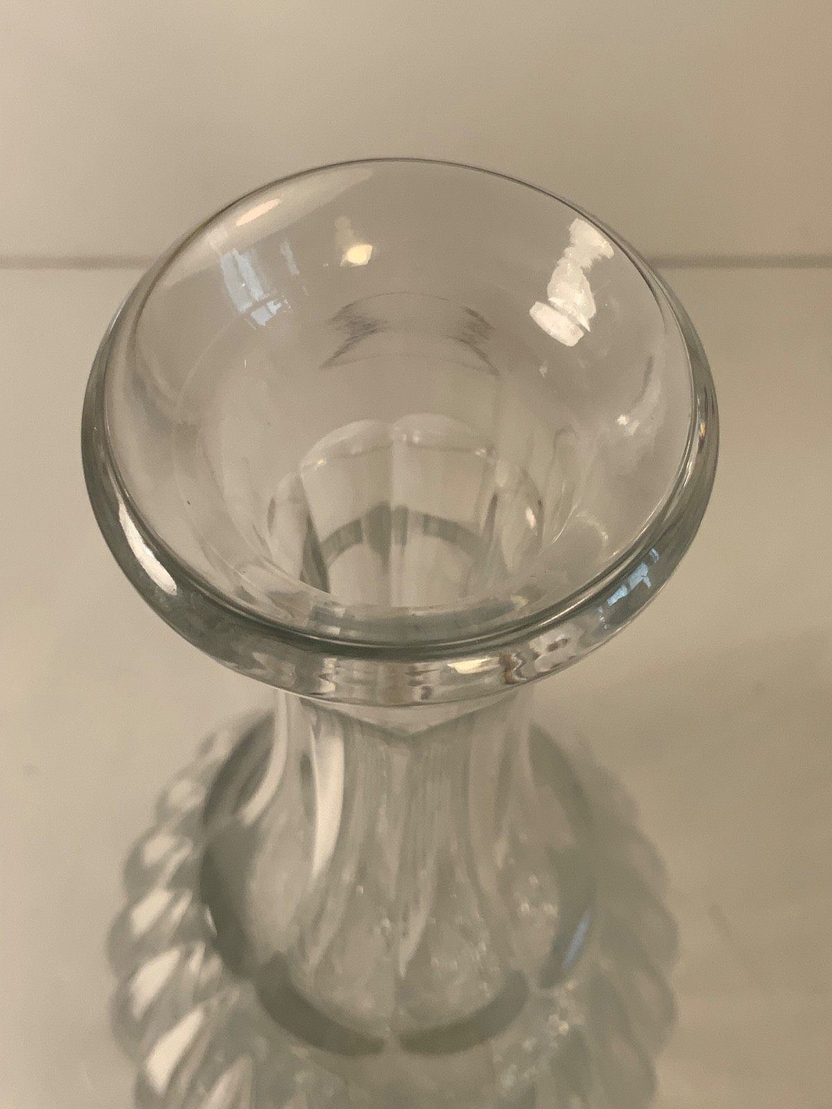 Romanian Crystal Wine Decanter & Stopper 12.5 in.