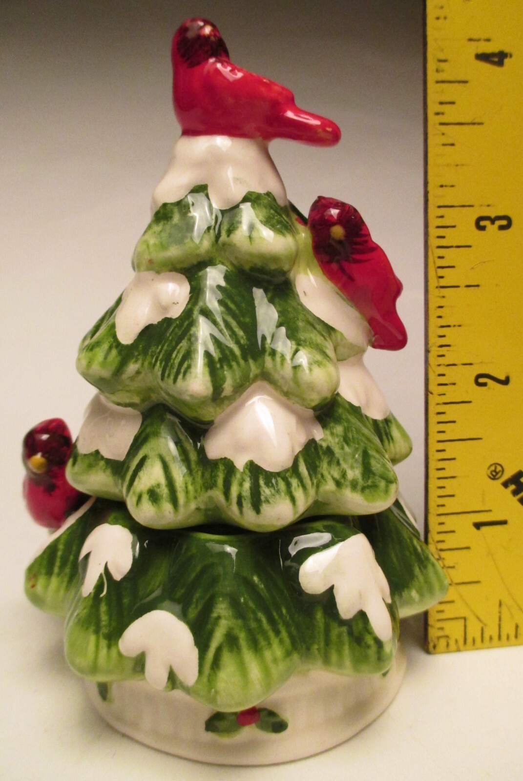 VTG Stacking Cardinals in Snow Laden Tree Shakers Cracker Barrel Special Edition