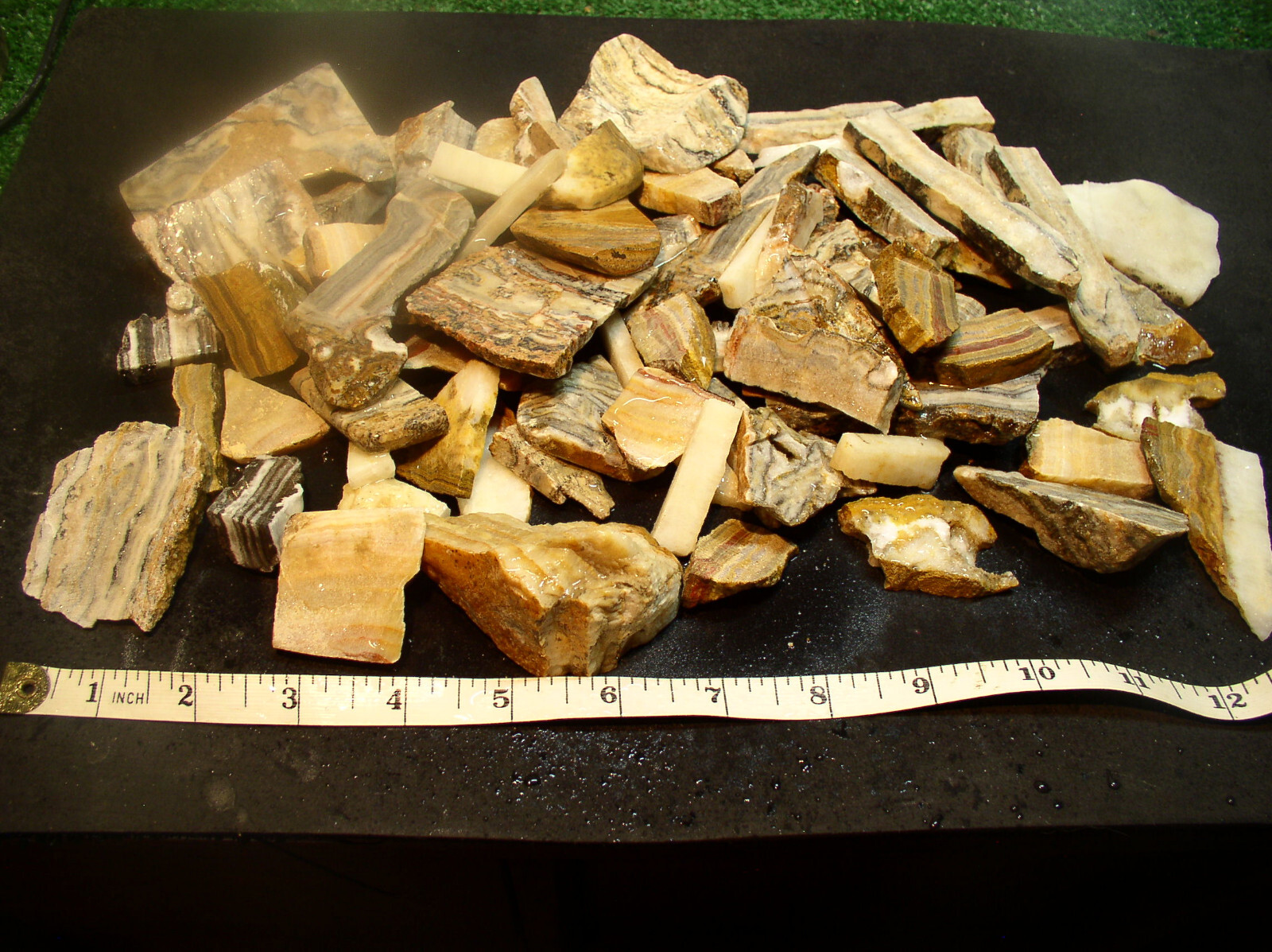 Mixed ONYX CHUNKs 3.2 Pounds Lbs Rough