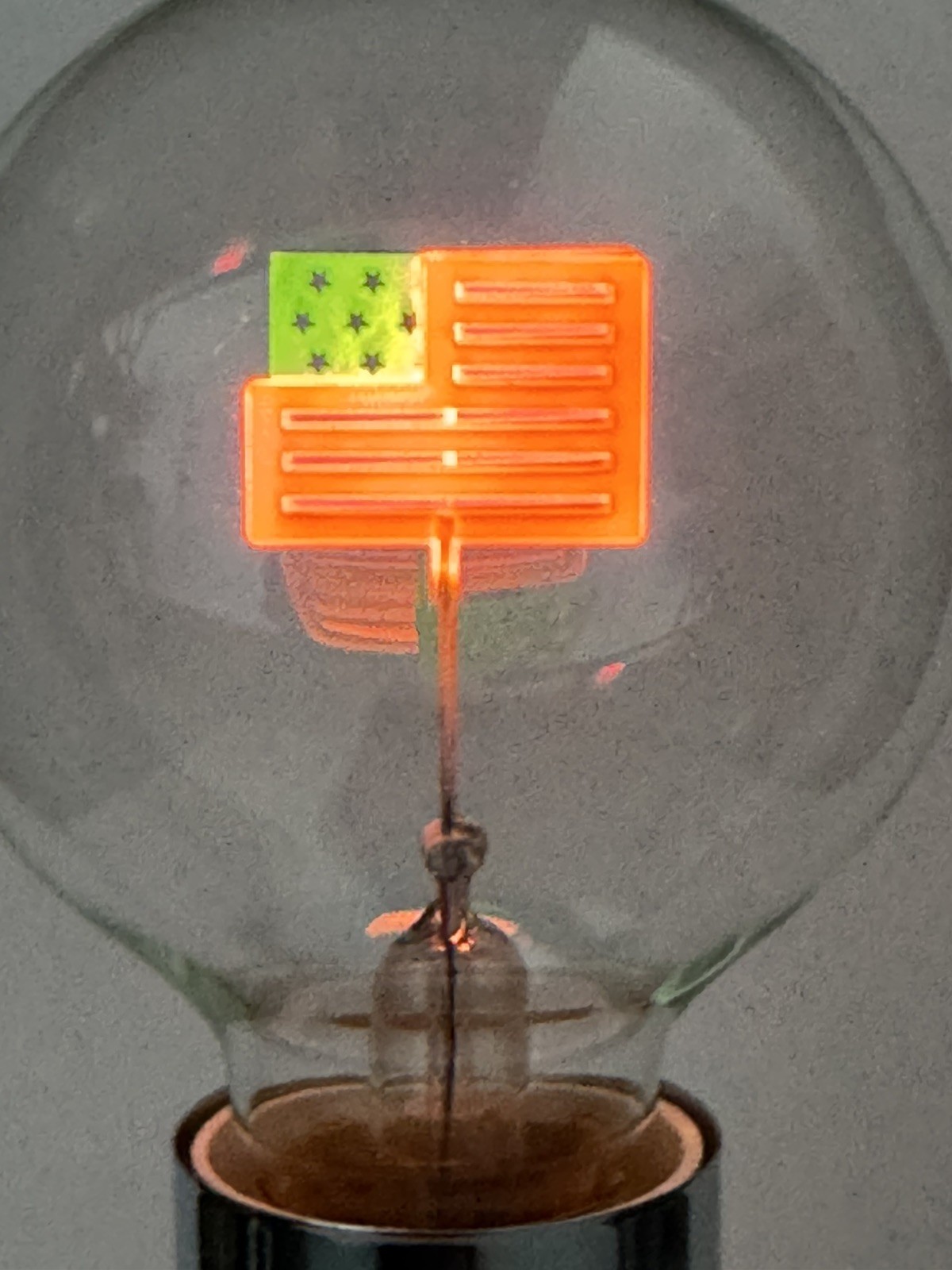 Aerolux Style US FLAG Real Neon Glow Light bulb E26 120V3W Decorative Cute Gift